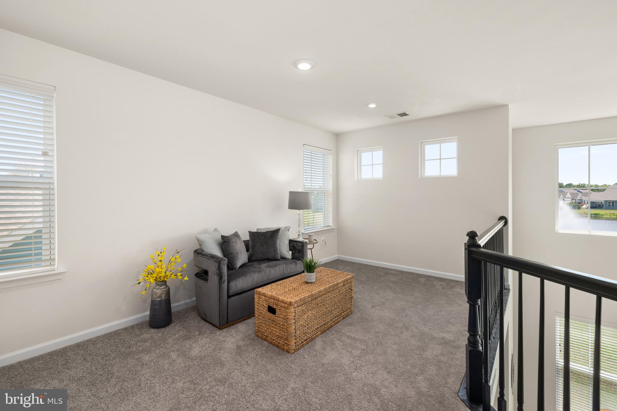 SYCAMORE CHASE - Residential