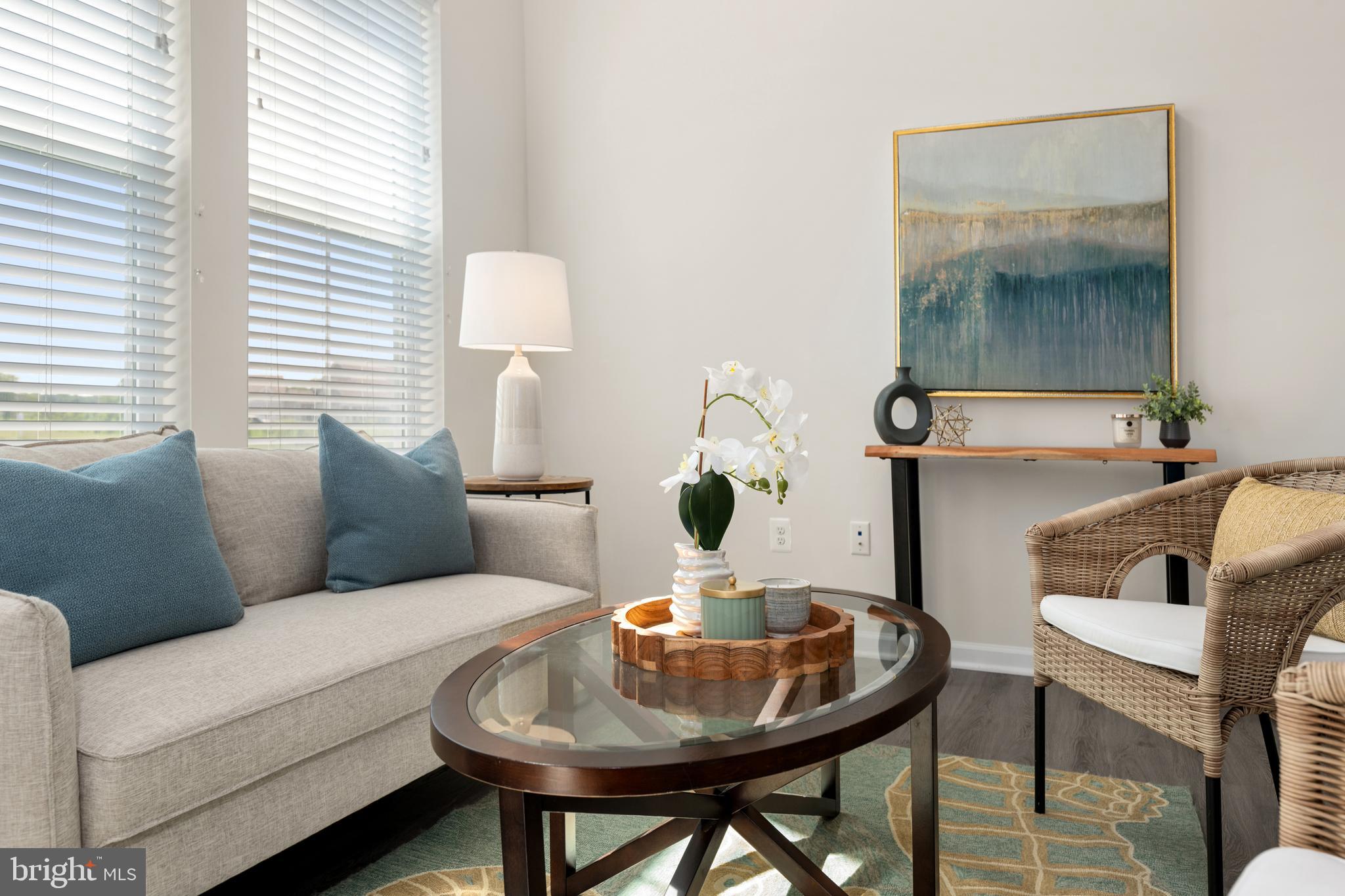 SYCAMORE CHASE - Residential