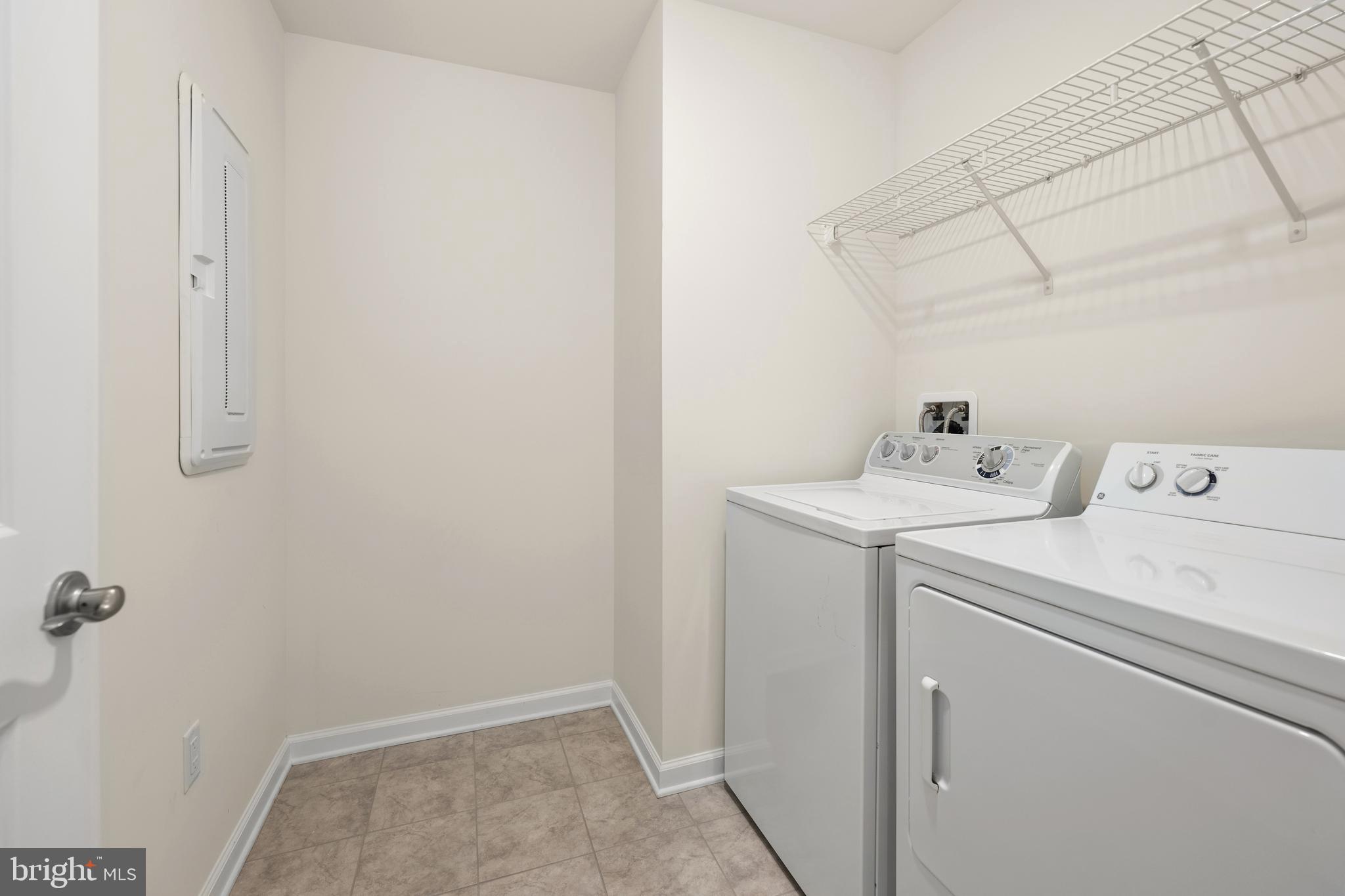 SYCAMORE CHASE - Residential