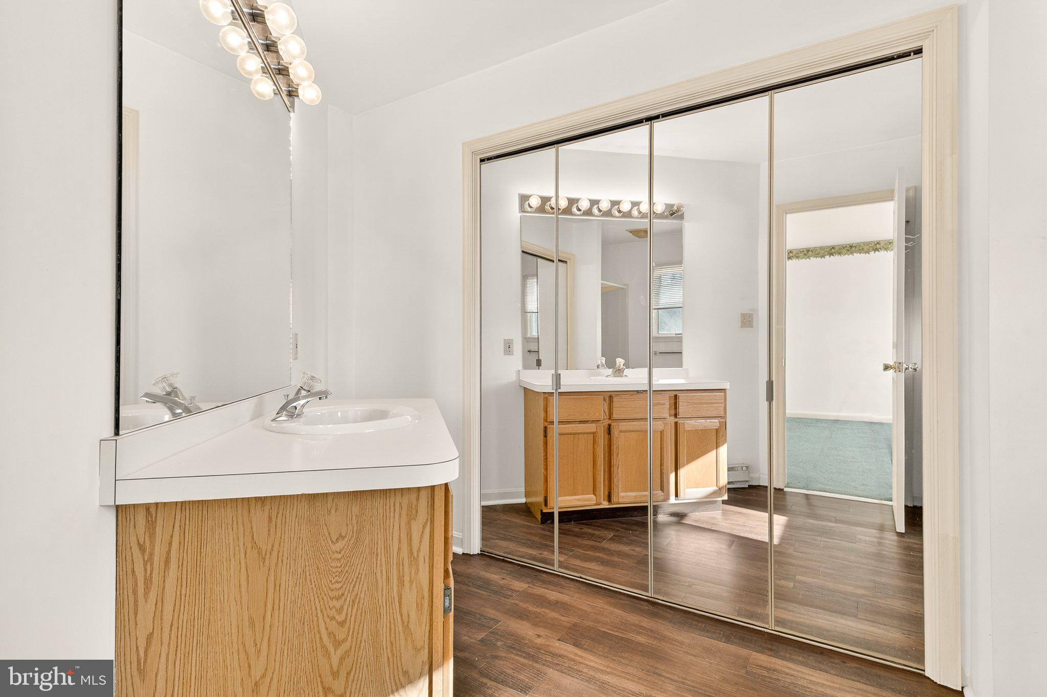 BEACON HILL - Residential