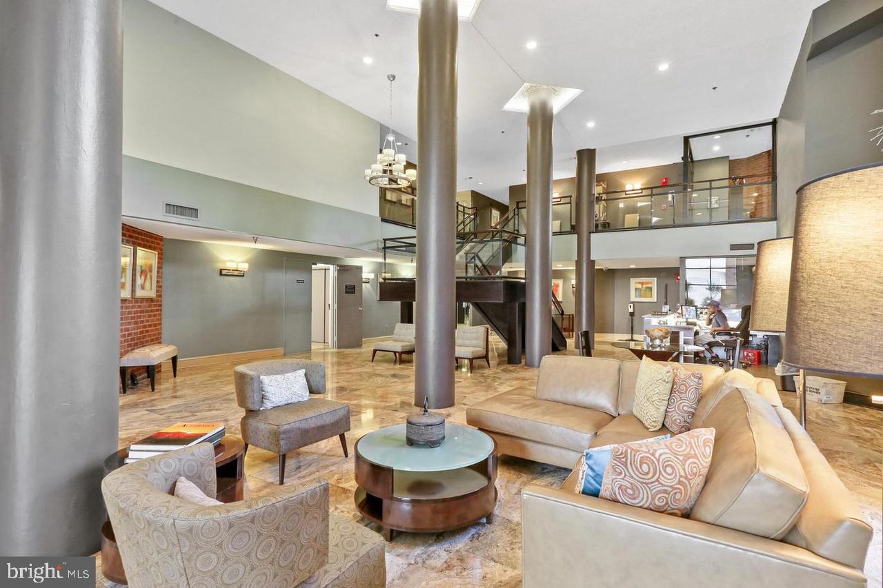 CANTON WATERFRONT - Residential Lease