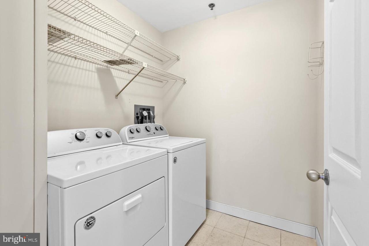 CANTON WATERFRONT - Residential Lease