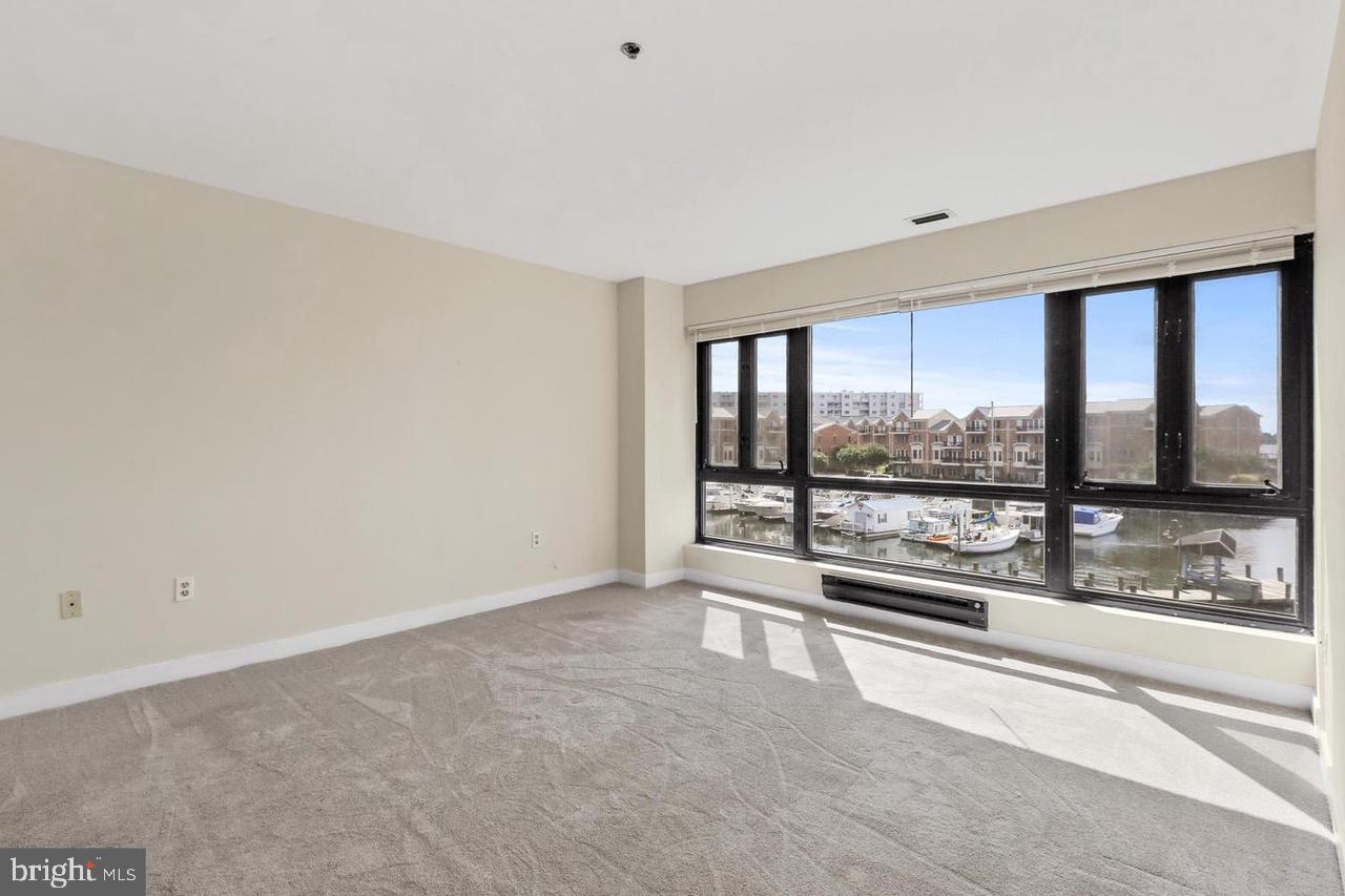 CANTON WATERFRONT - Residential Lease