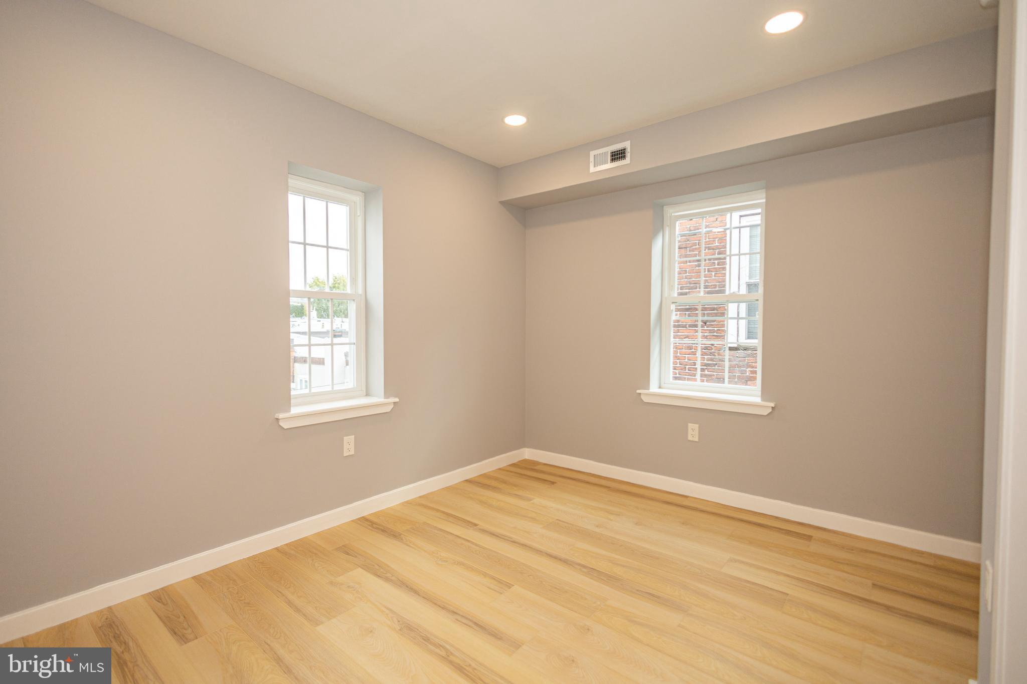 FAIRMOUNT - Residential Lease