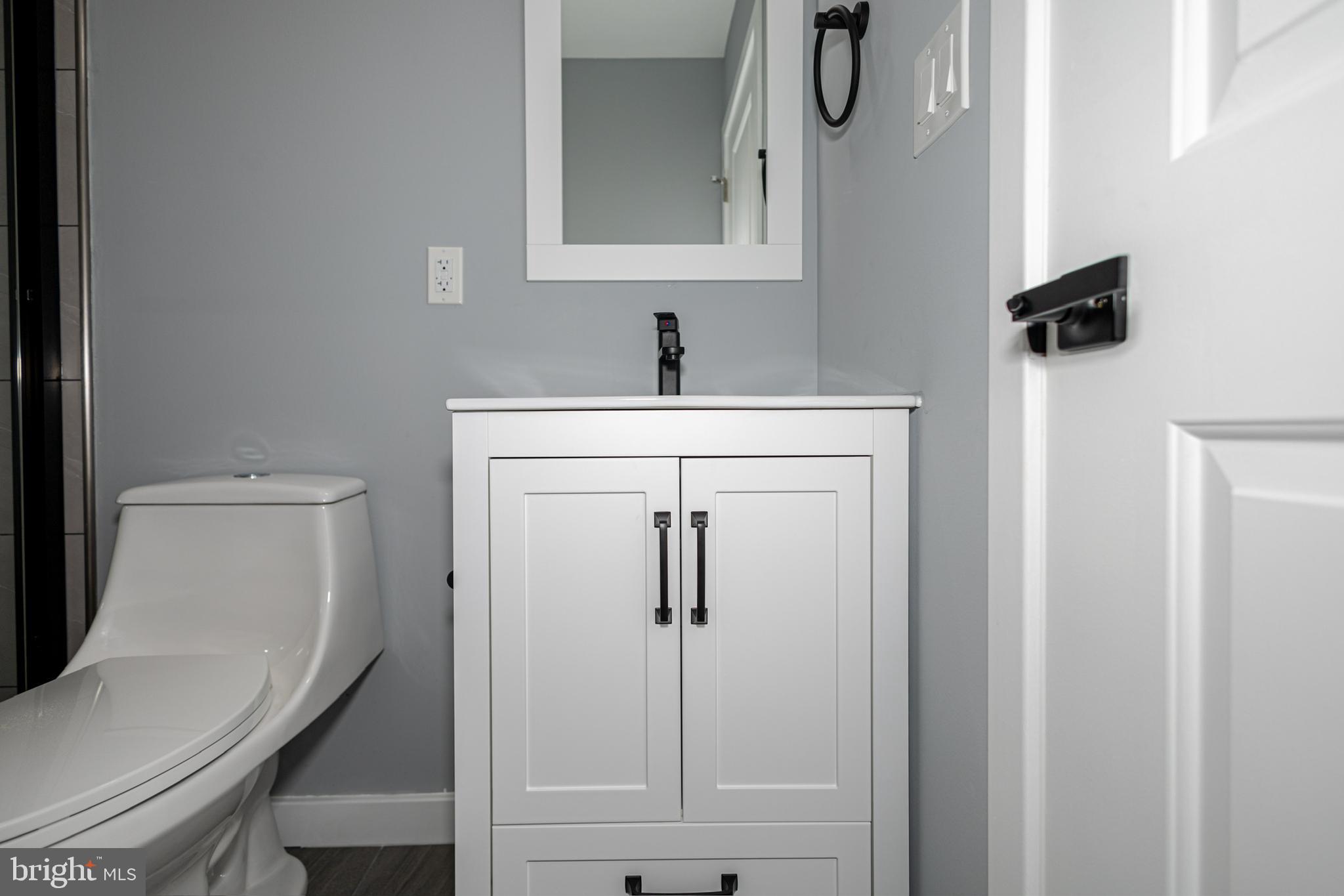 FAIRMOUNT - Residential Lease