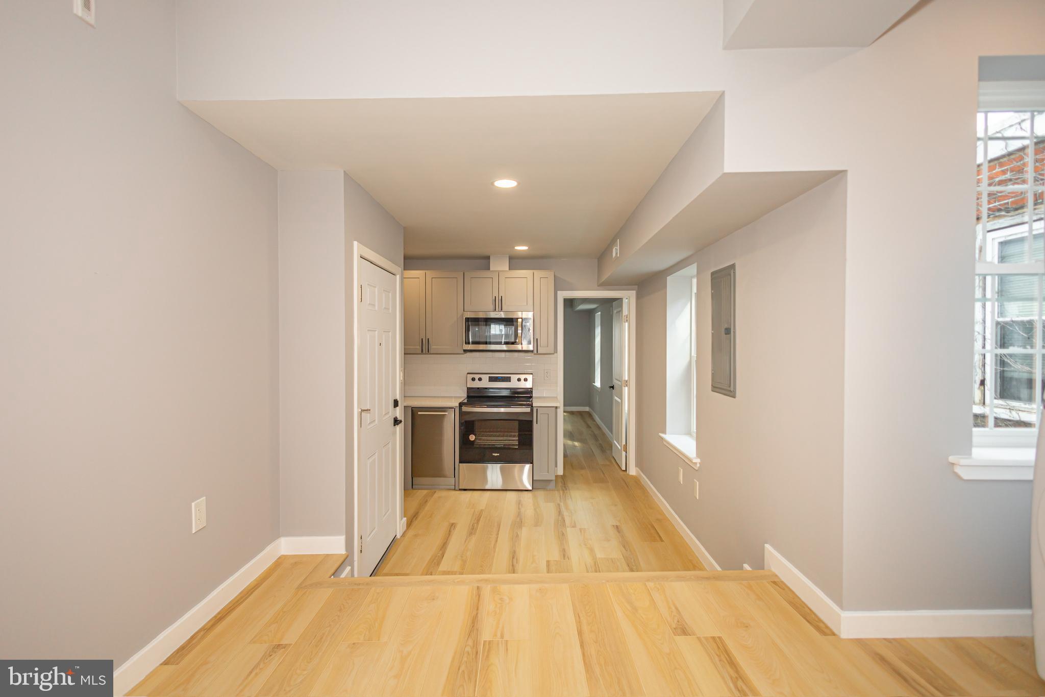 FAIRMOUNT - Residential Lease