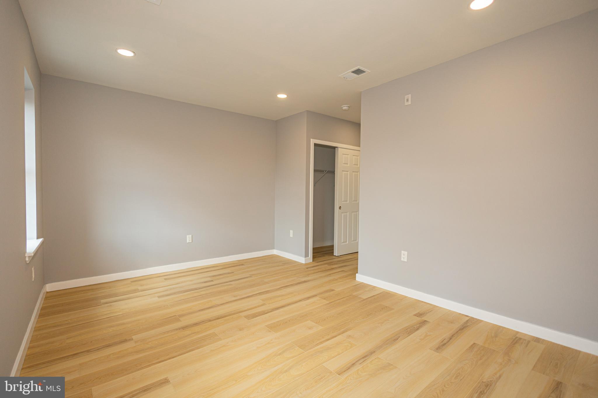 FAIRMOUNT - Residential Lease