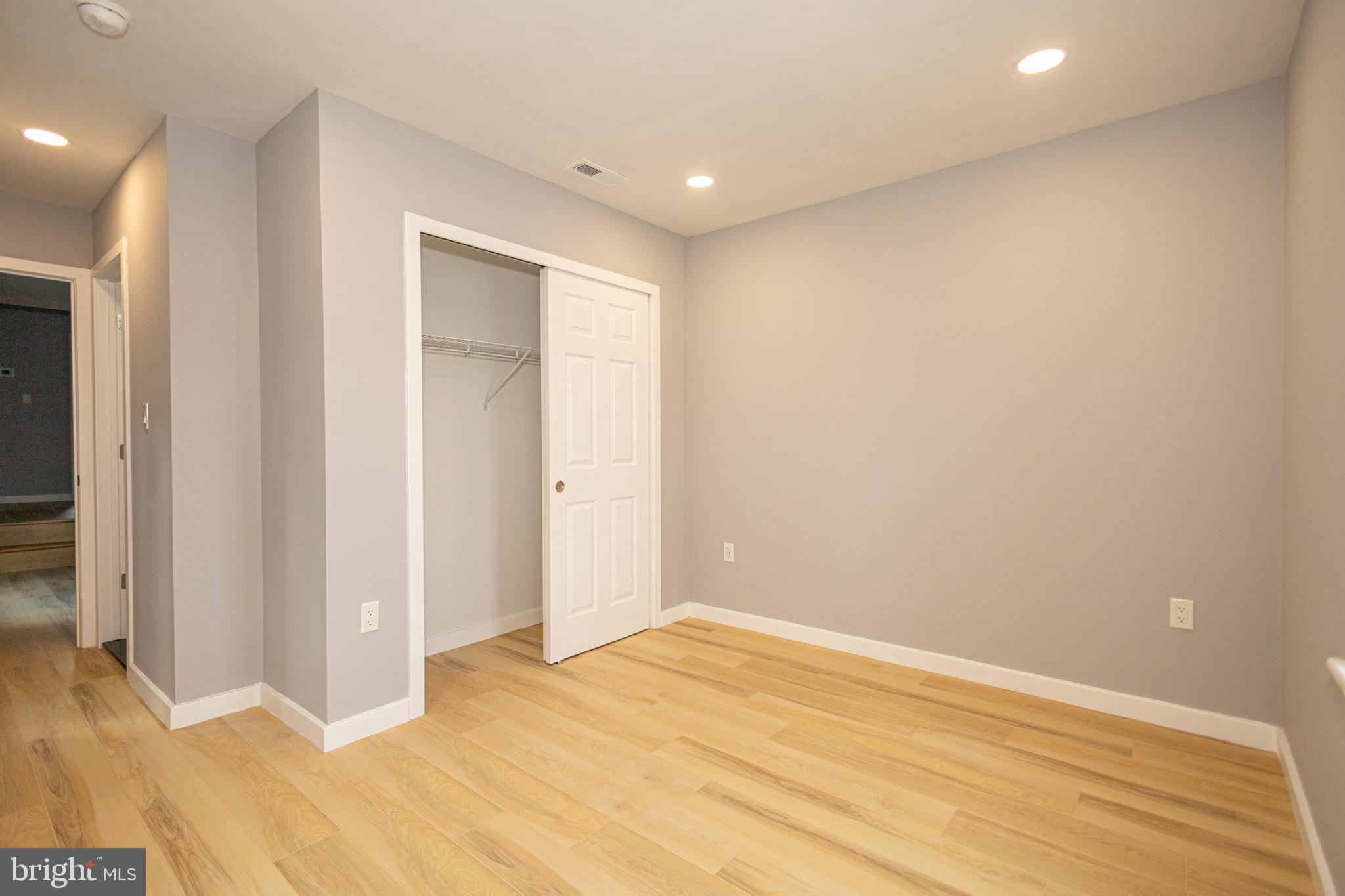 FAIRMOUNT - Residential Lease