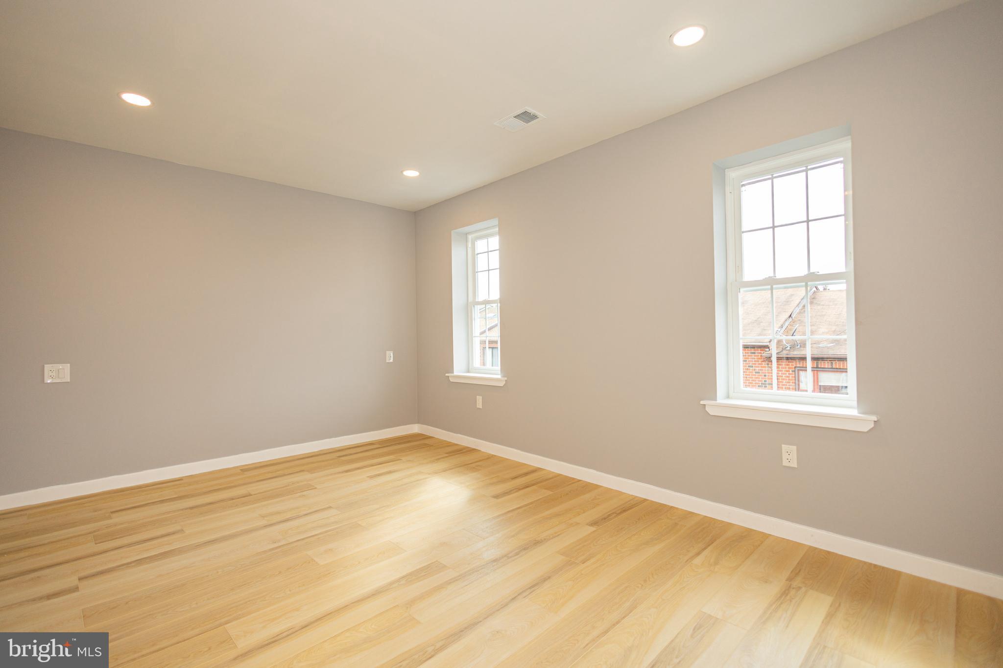 FAIRMOUNT - Residential Lease