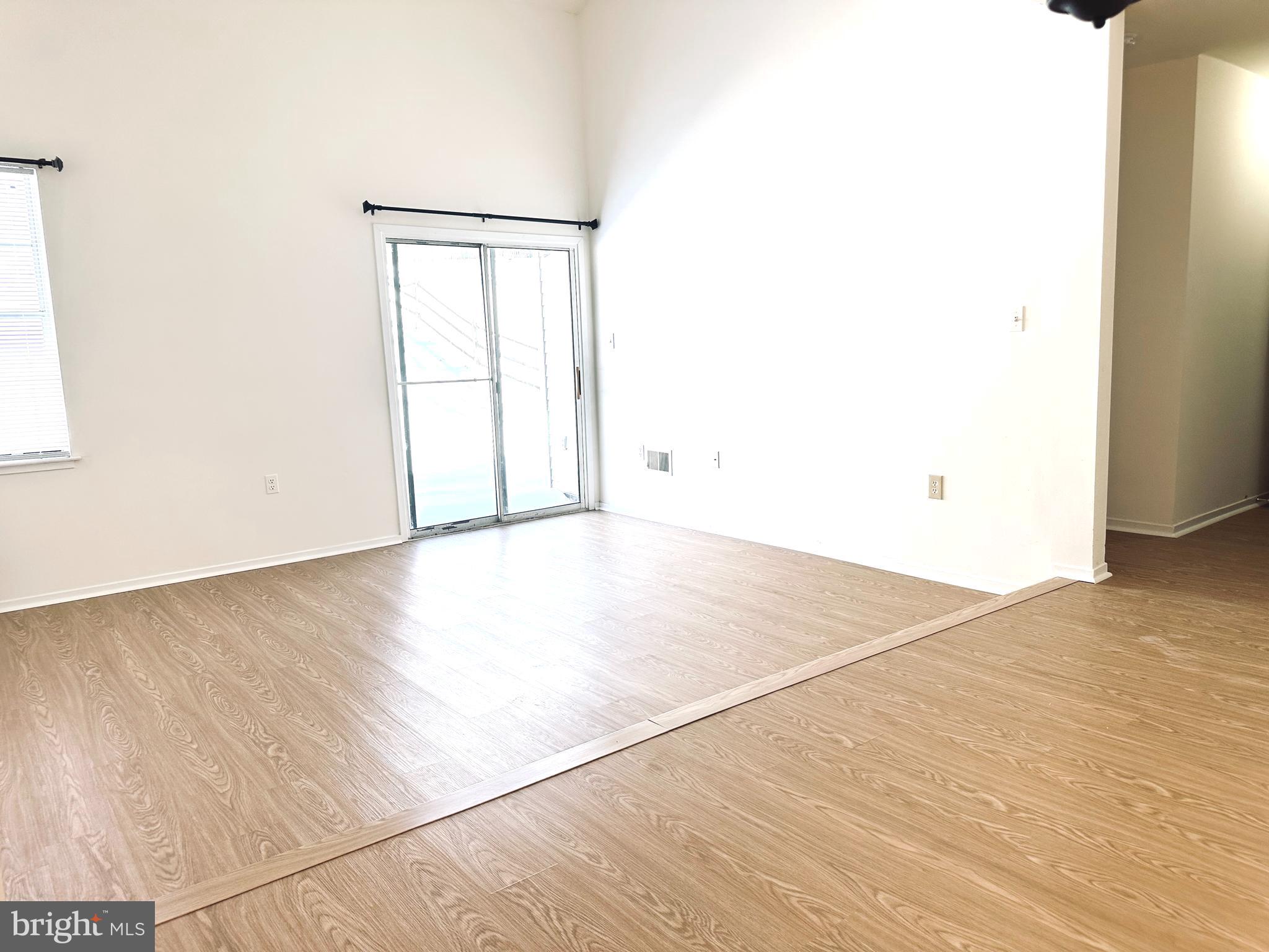 CHURCHILL - Residential Lease