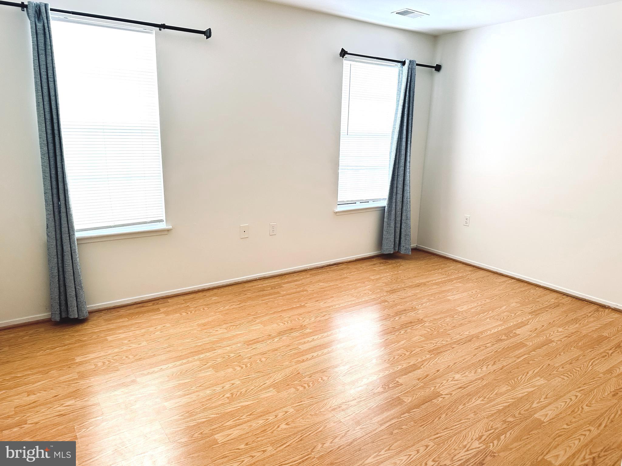 CHURCHILL - Residential Lease