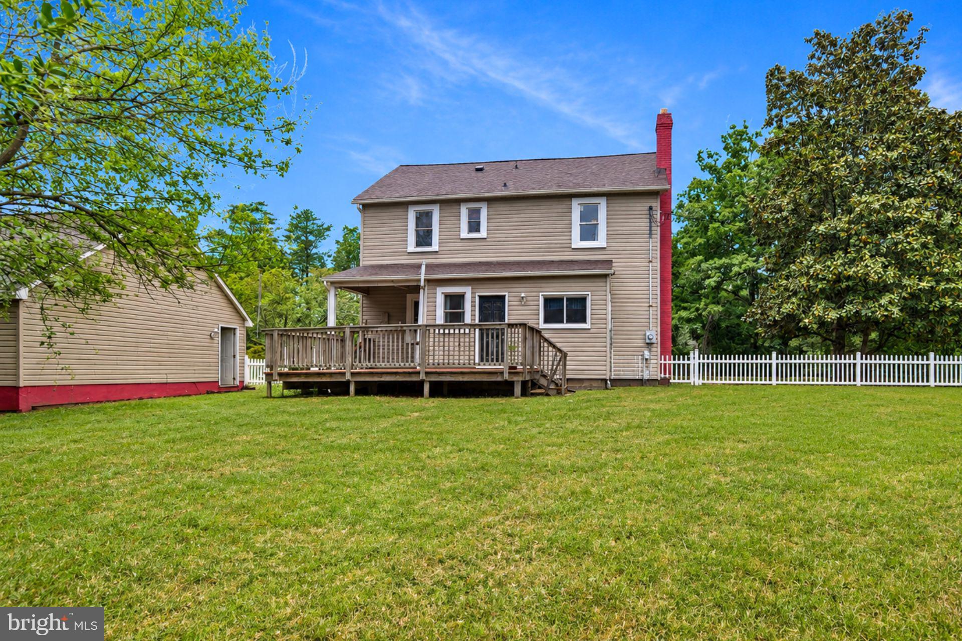 WALNUT WOODS - Residential
