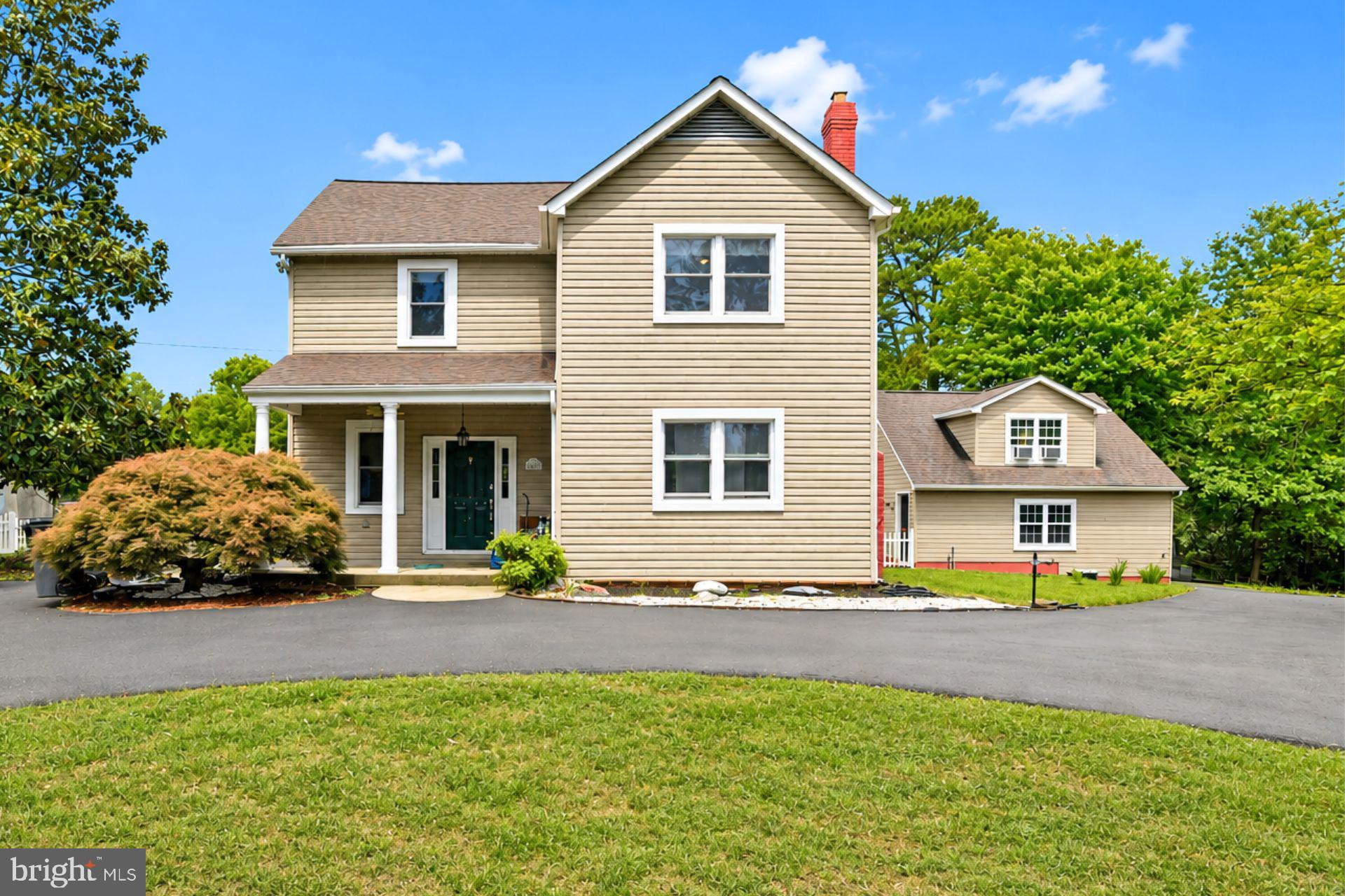 WALNUT WOODS - Residential
