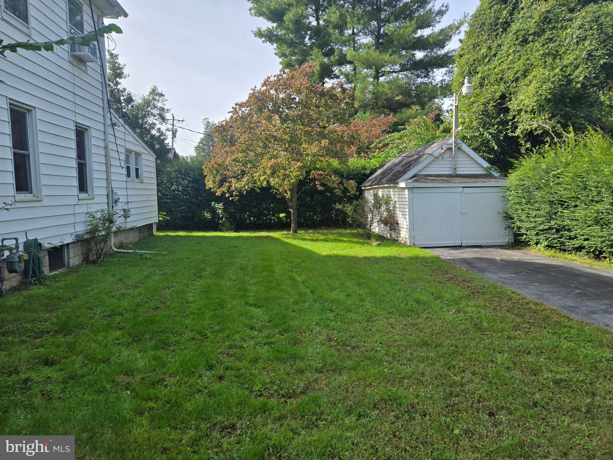 400 SUSSEX AVENUE