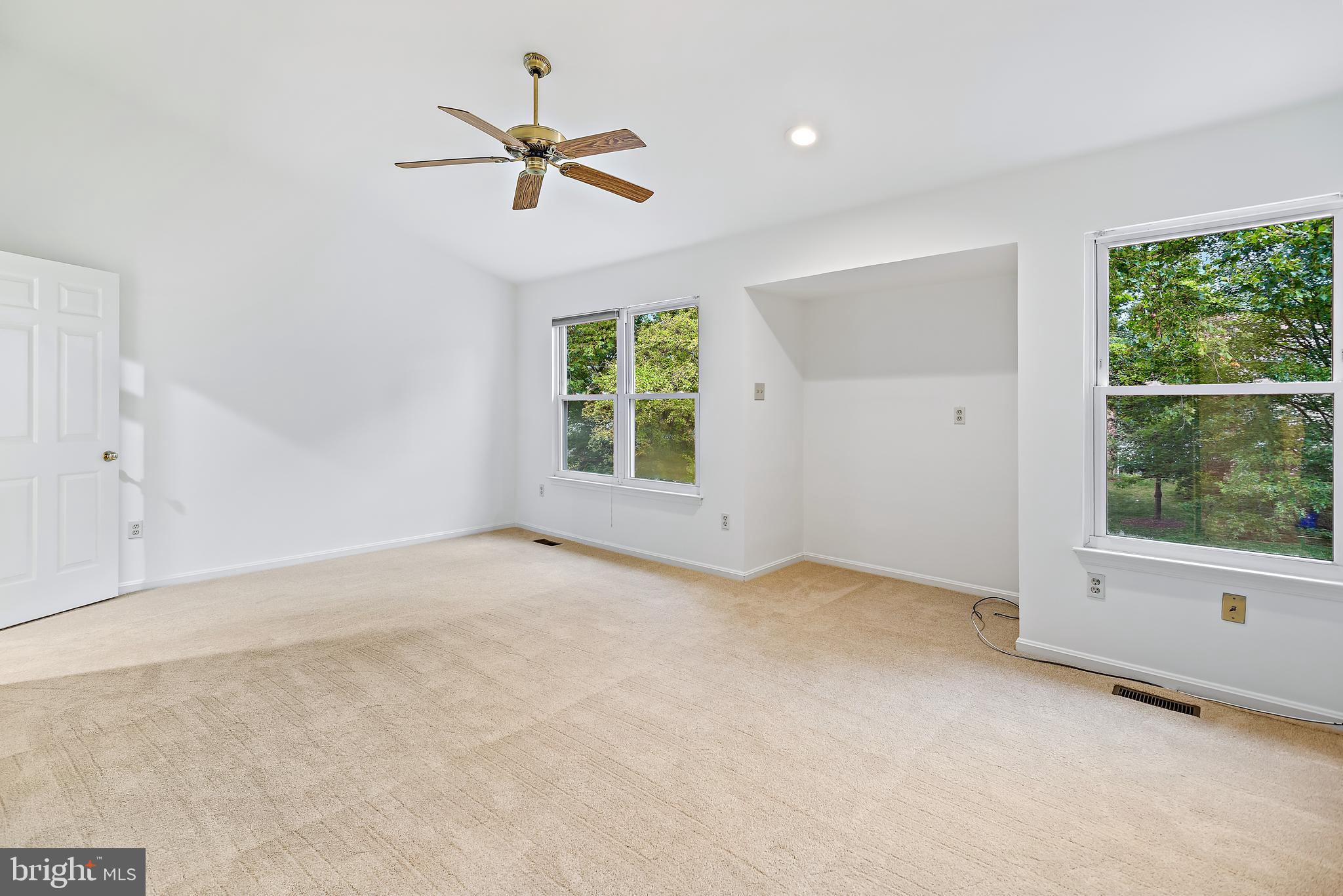 HARPERS CHOICE - Residential Lease