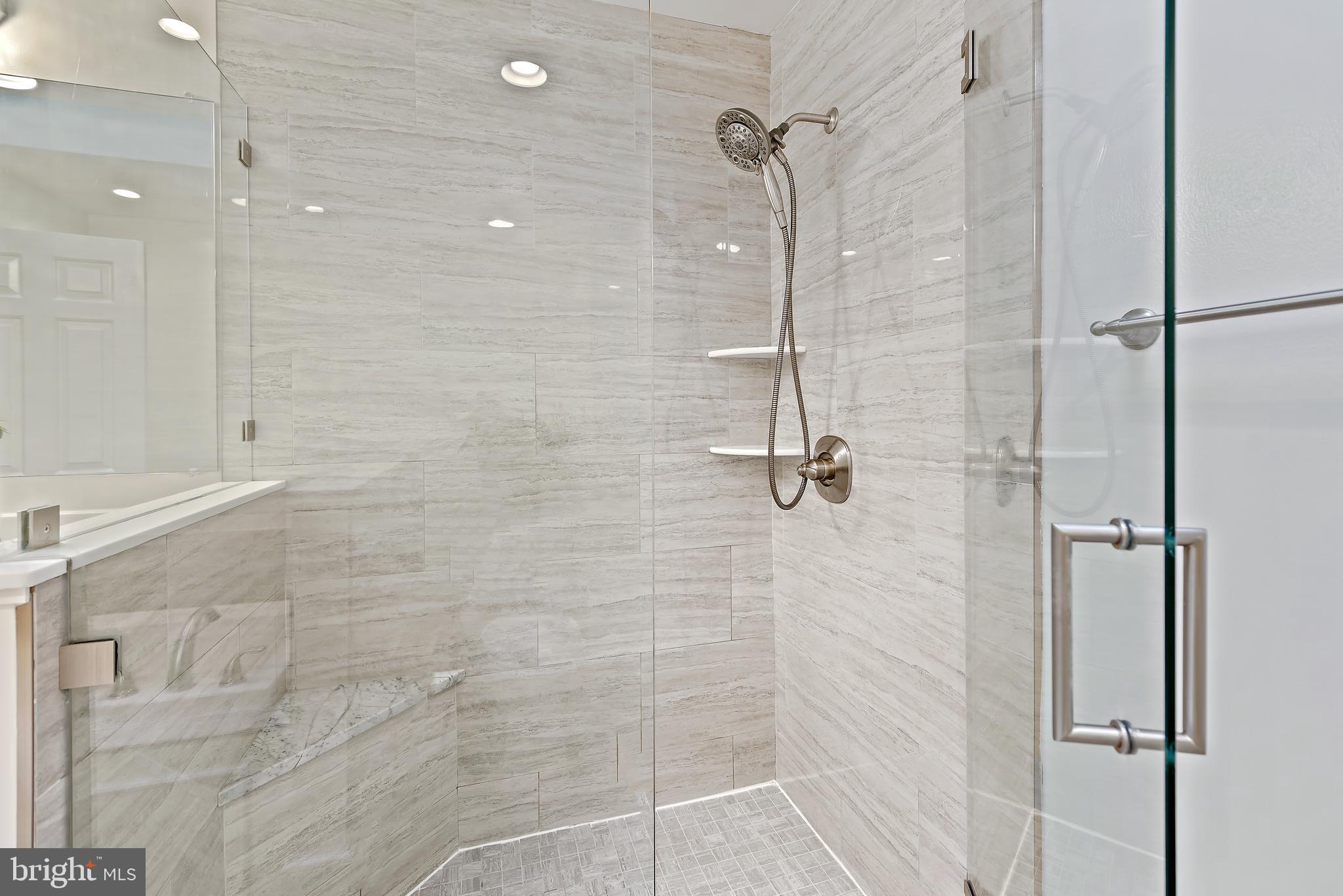 HARPERS CHOICE - Residential Lease