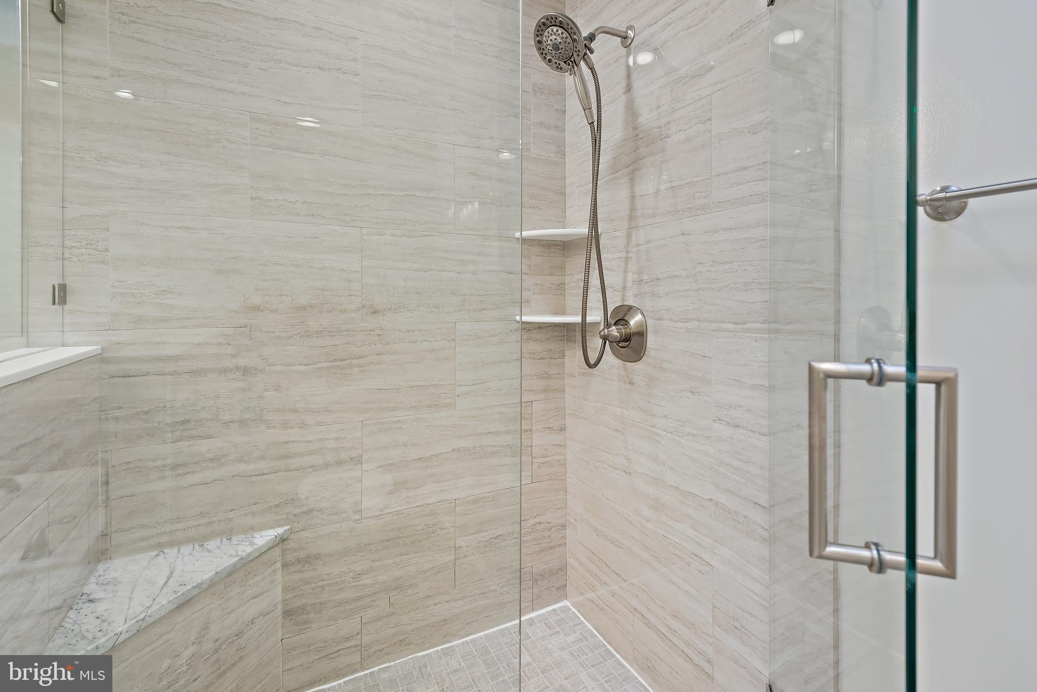 HARPERS CHOICE - Residential Lease