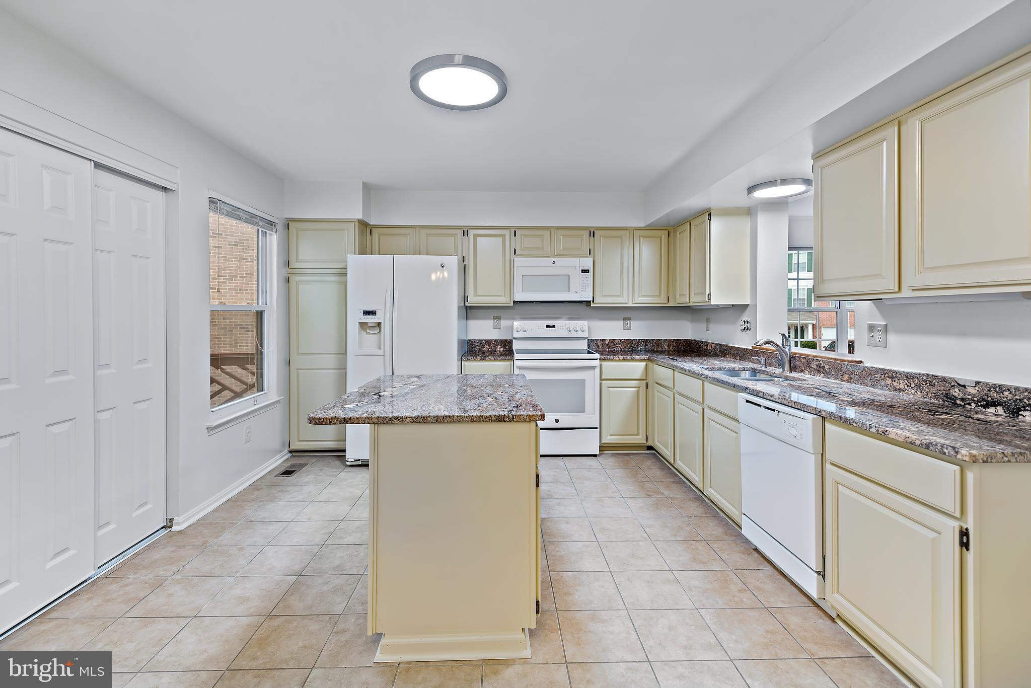 HARPERS CHOICE - Residential Lease