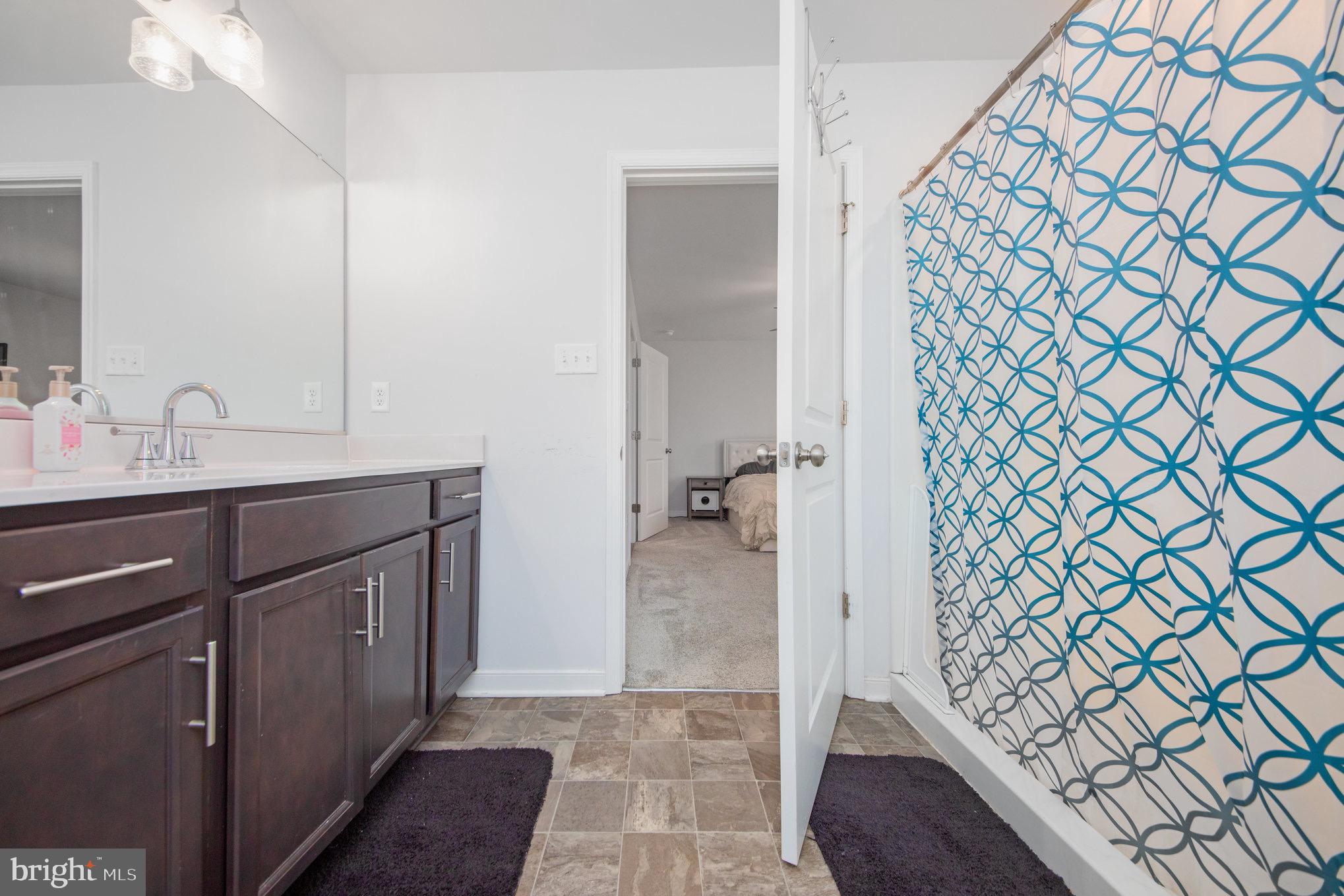 FOX RUN FOREST - Residential