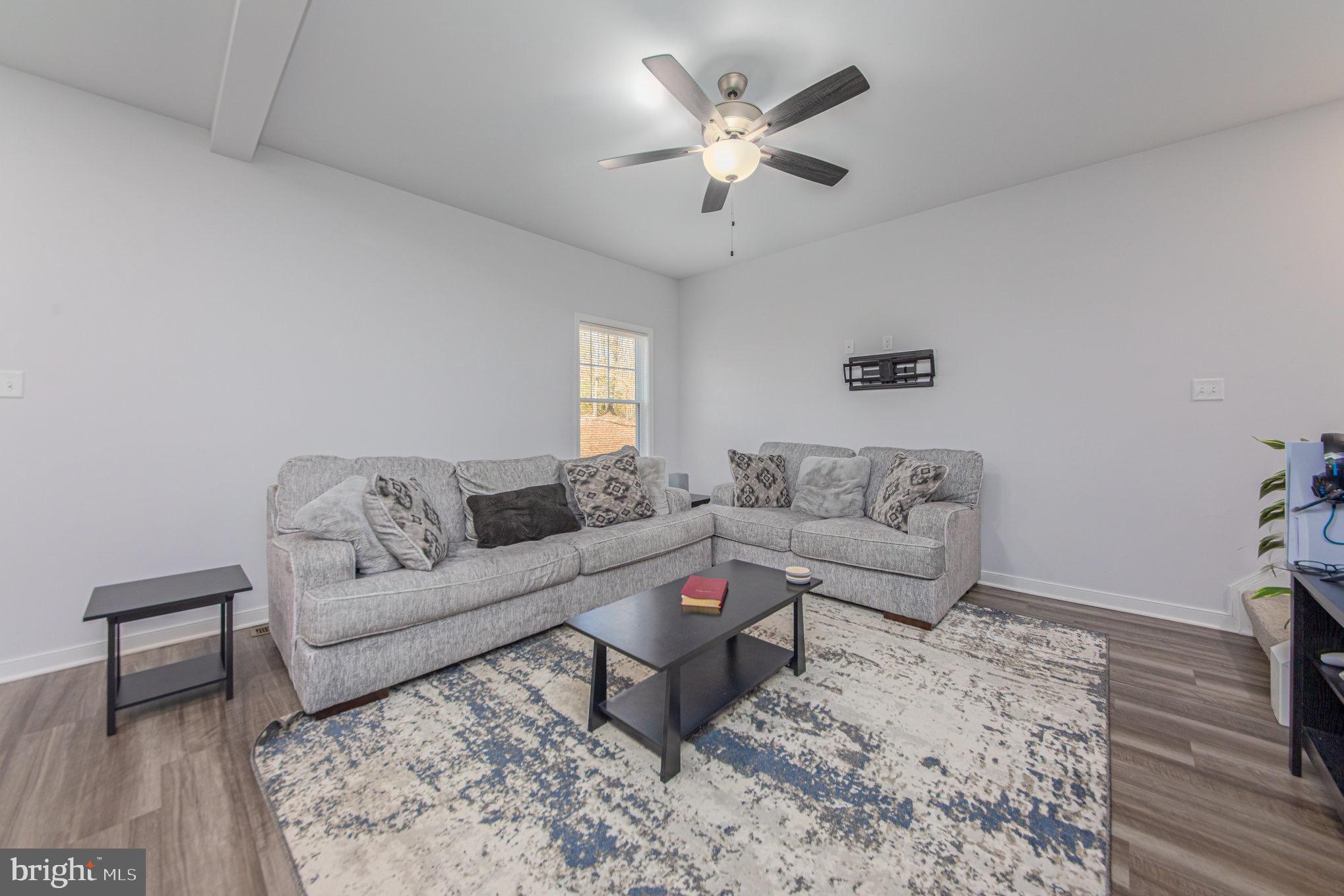 FOX RUN FOREST - Residential