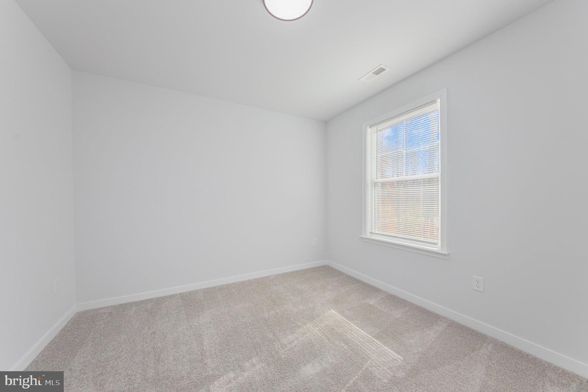 FOX RUN FOREST - Residential