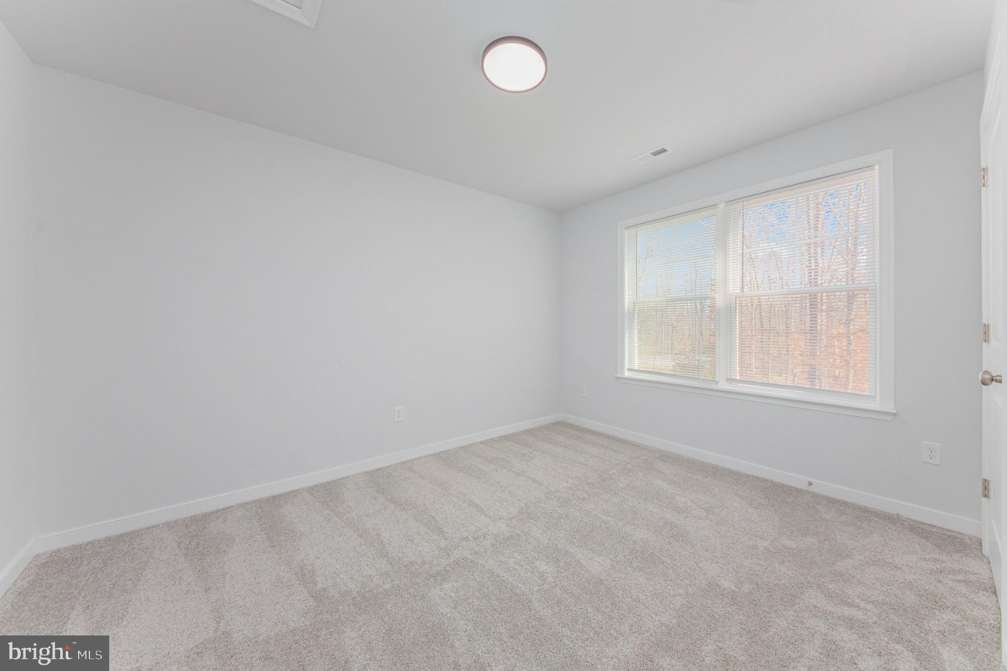 FOX RUN FOREST - Residential