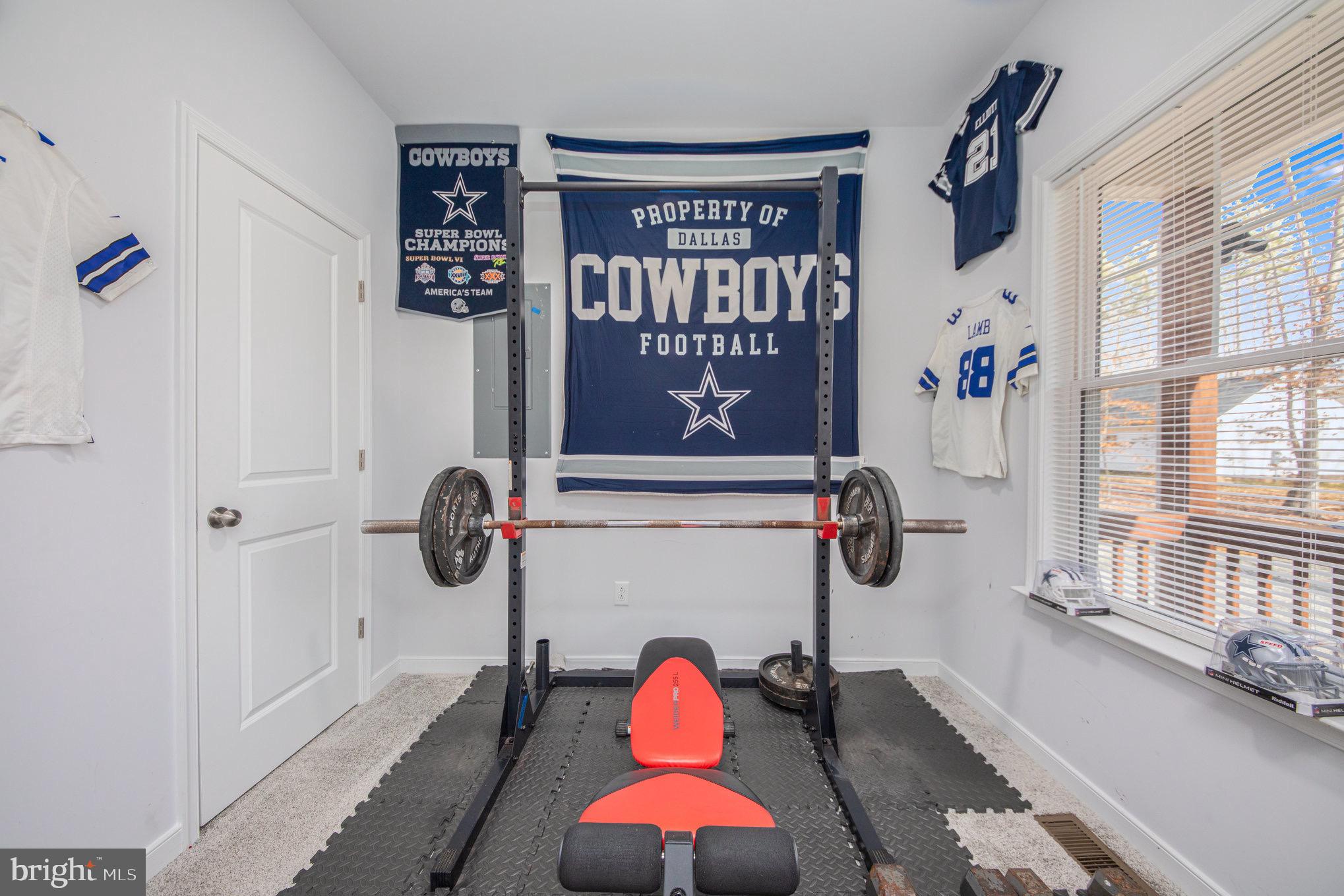 FOX RUN FOREST - Residential