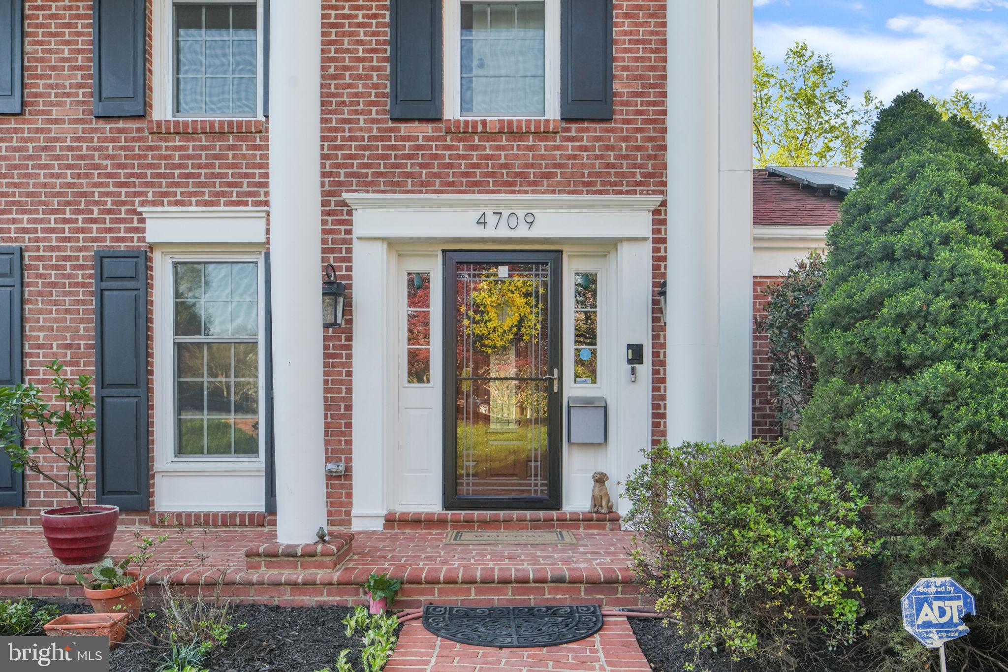 WILLOWRUN - Residential