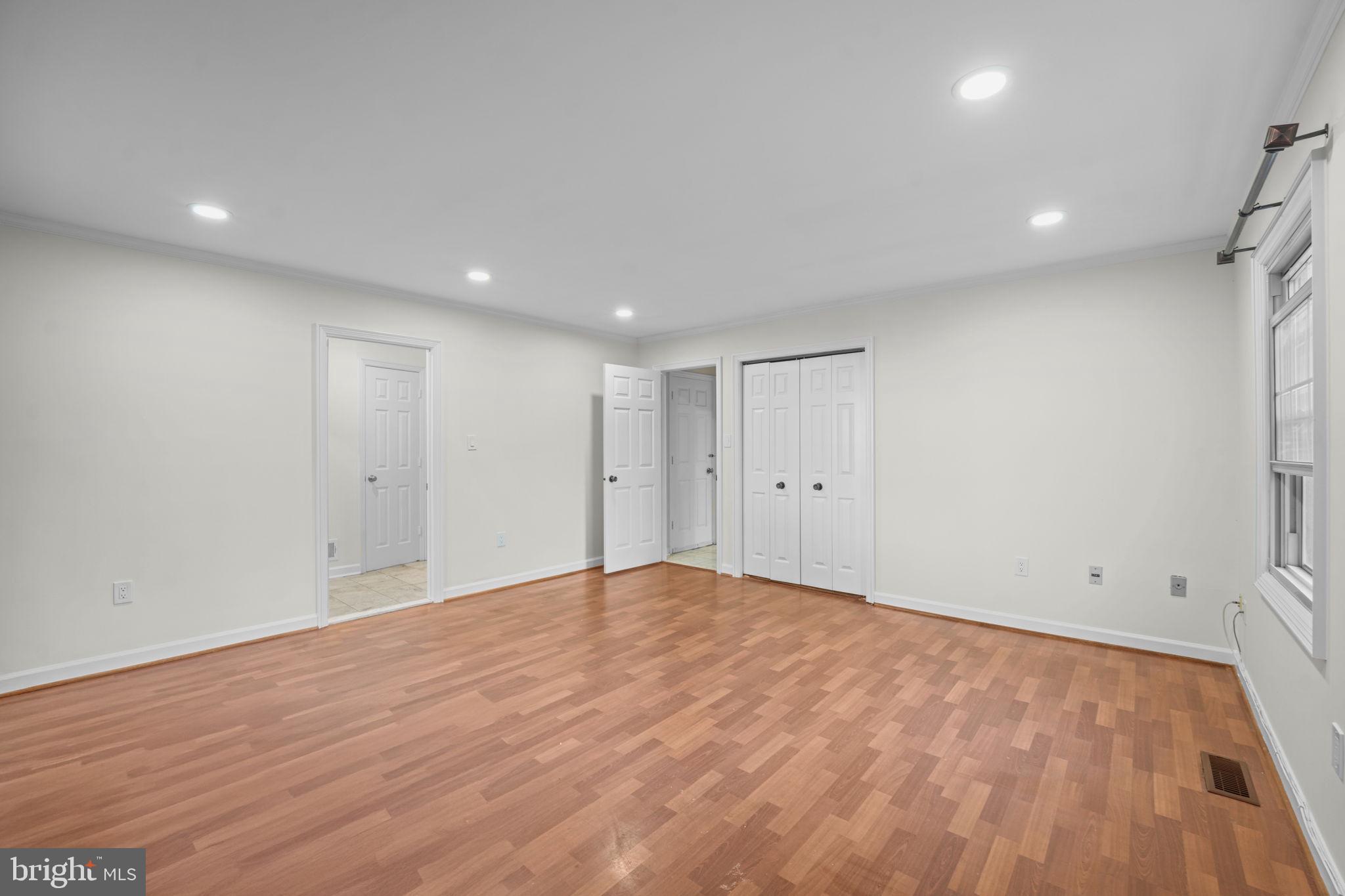 WILLOWRUN - Residential