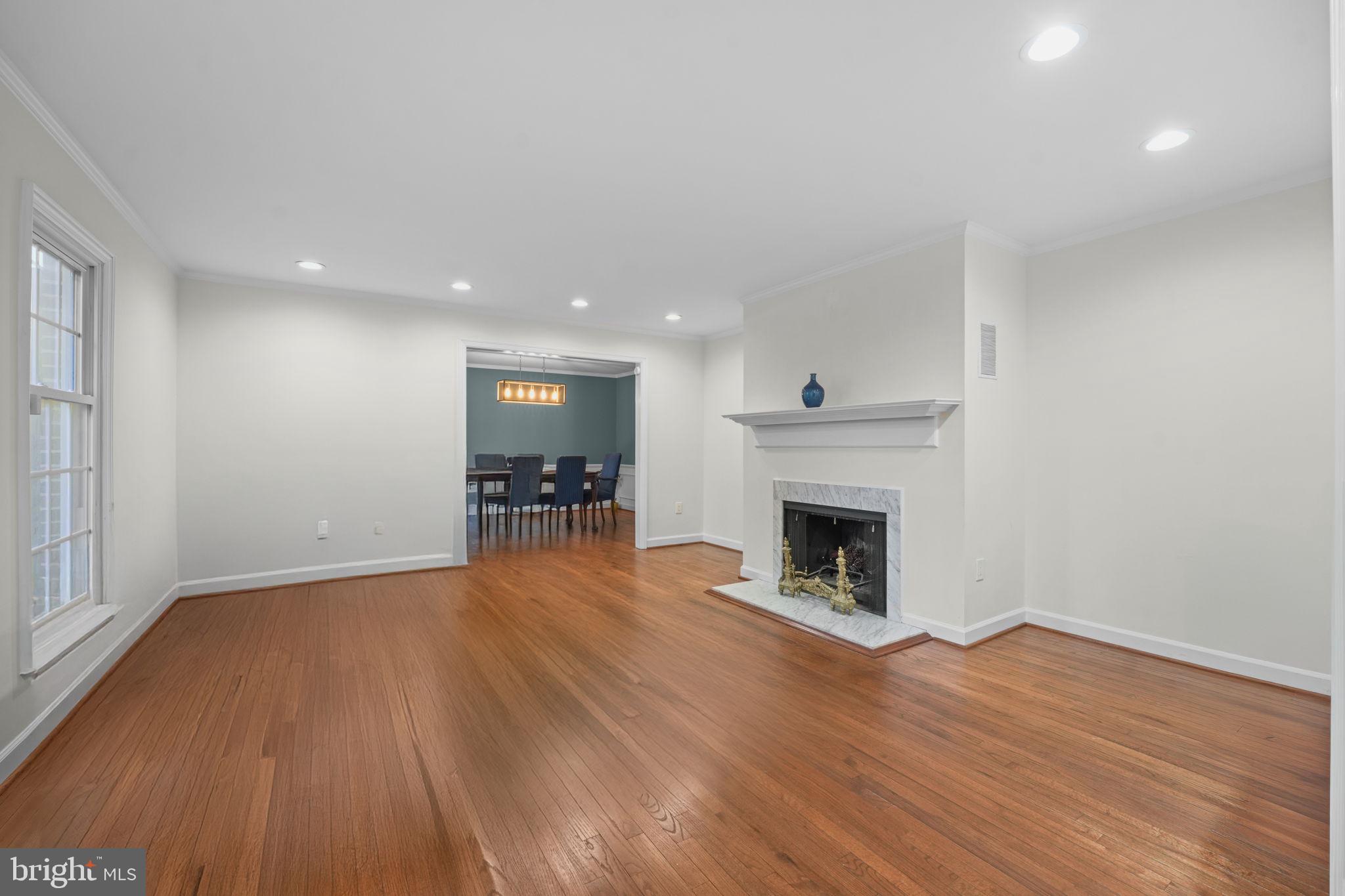 WILLOWRUN - Residential