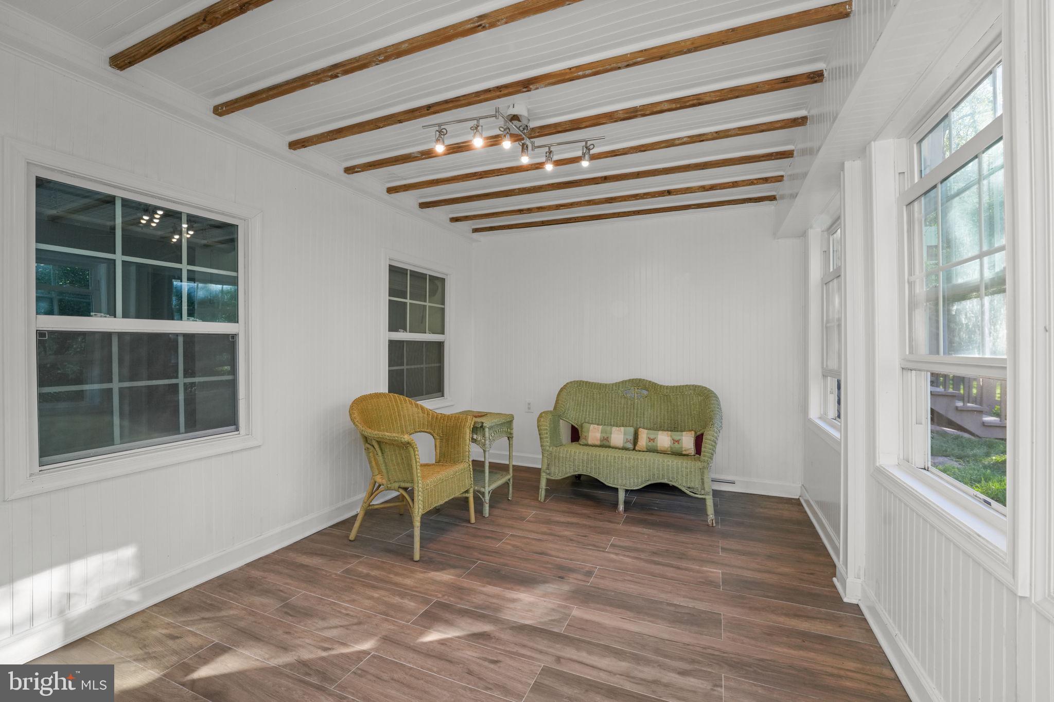 WILLOWRUN - Residential