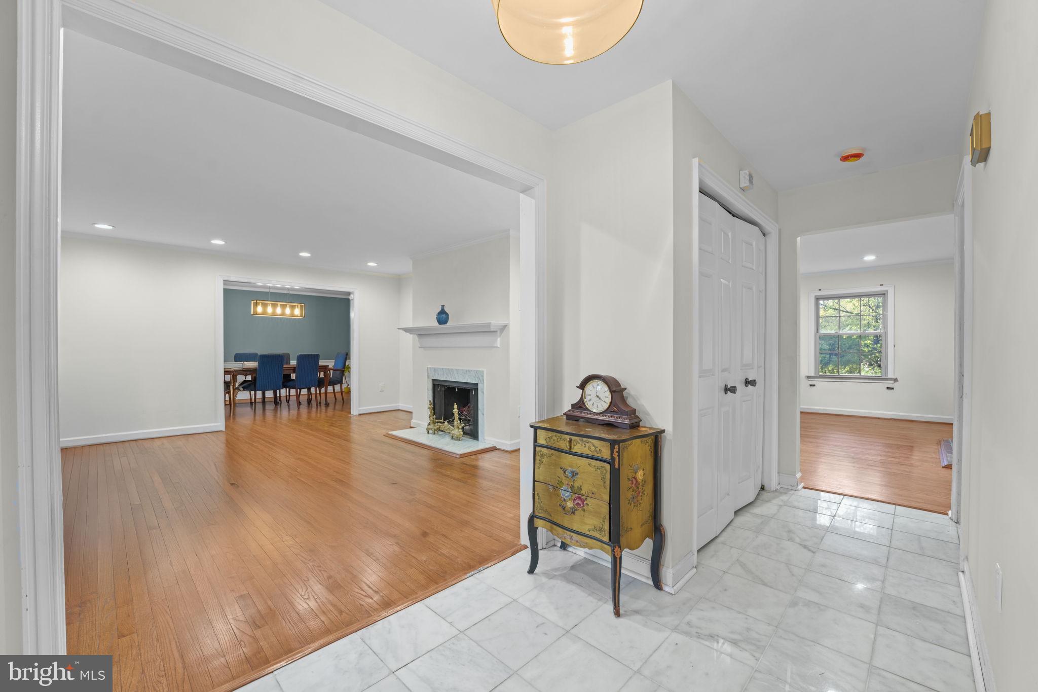 WILLOWRUN - Residential