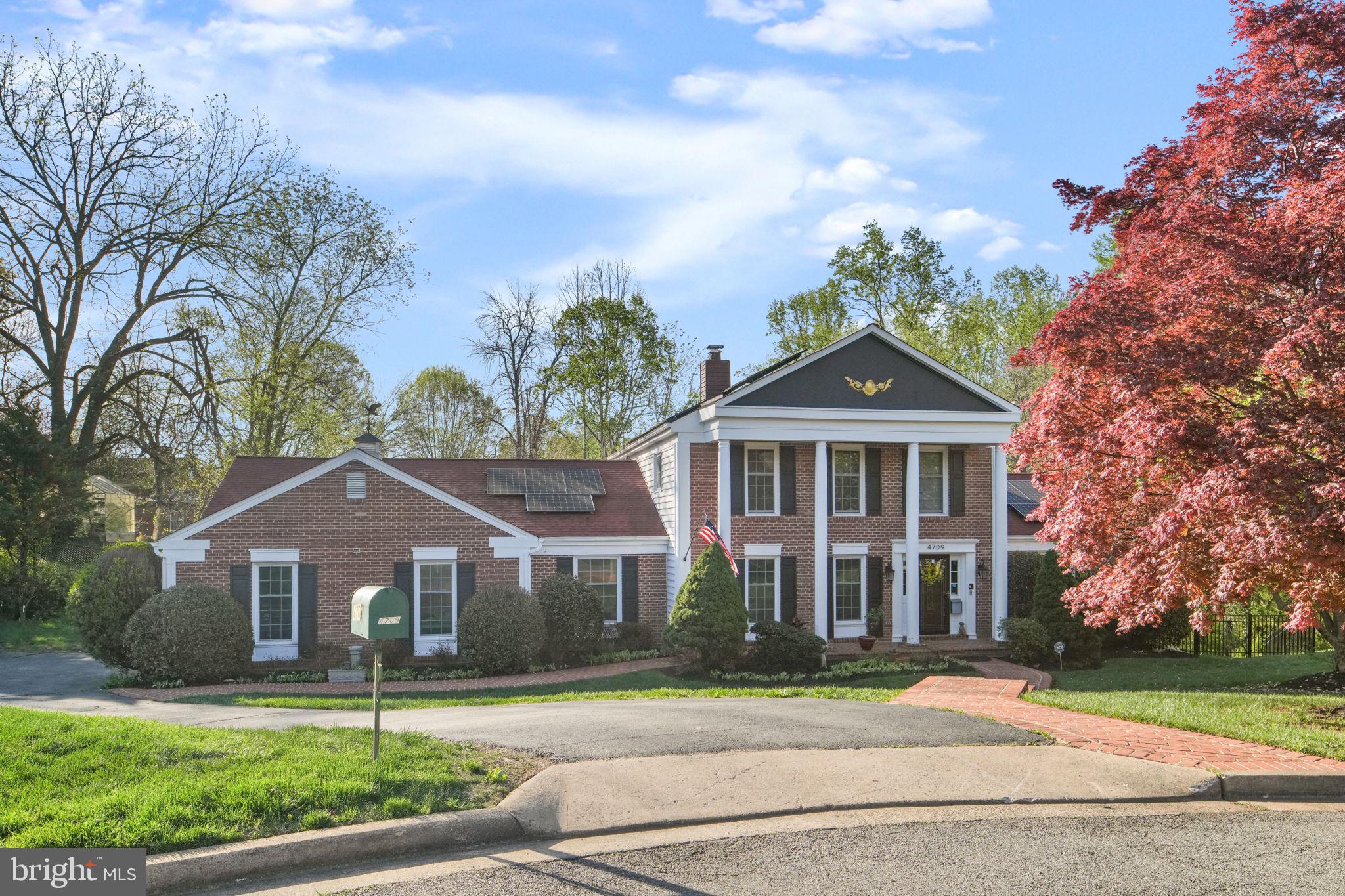 WILLOWRUN - Residential