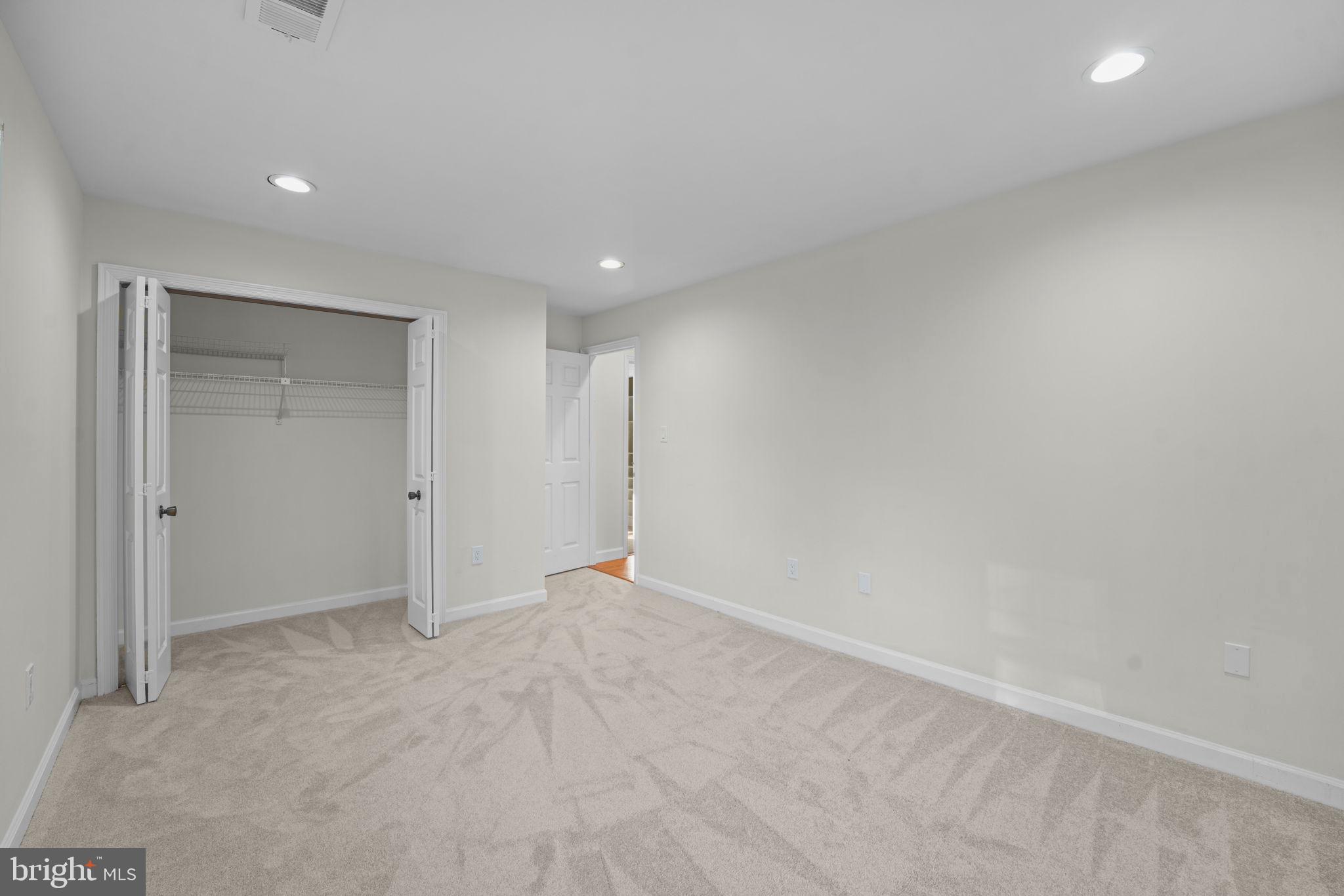 WILLOWRUN - Residential