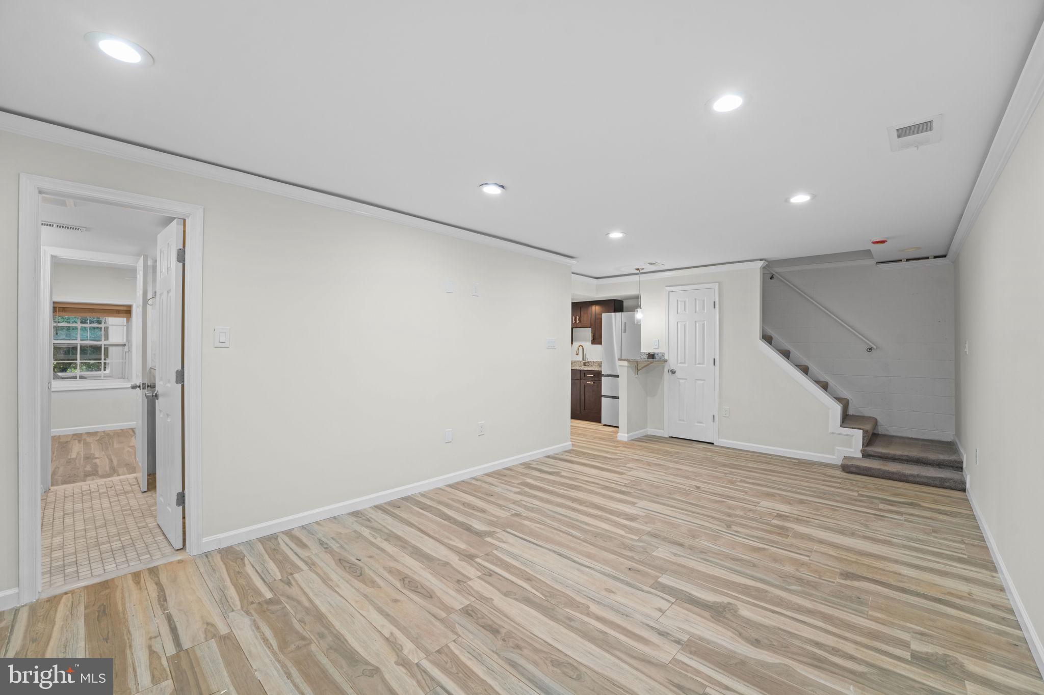 WILLOWRUN - Residential