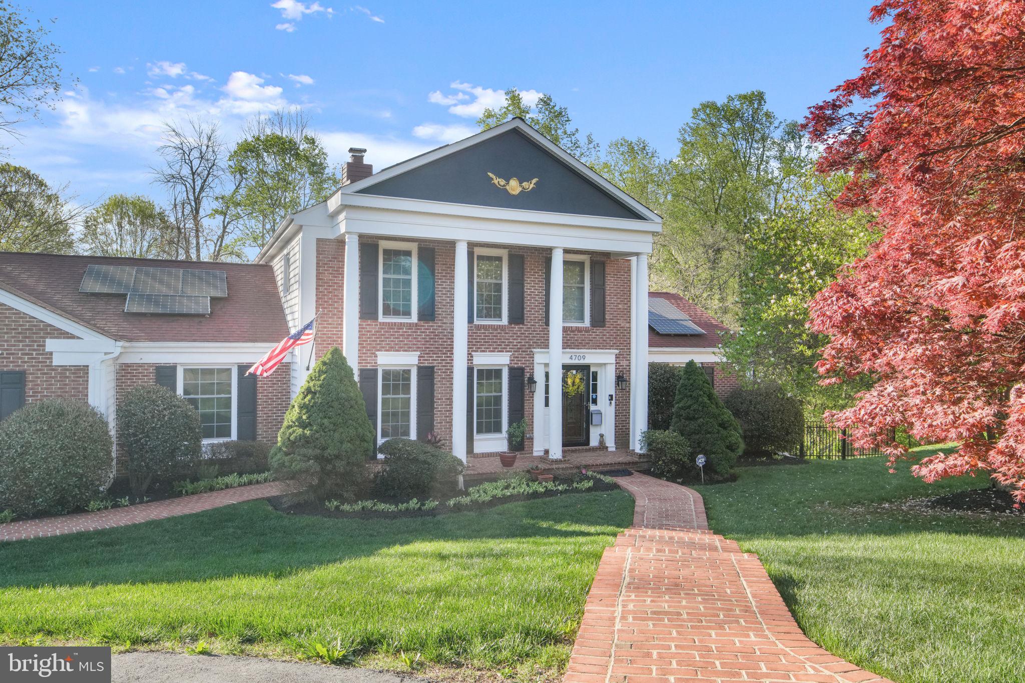 WILLOWRUN - Residential