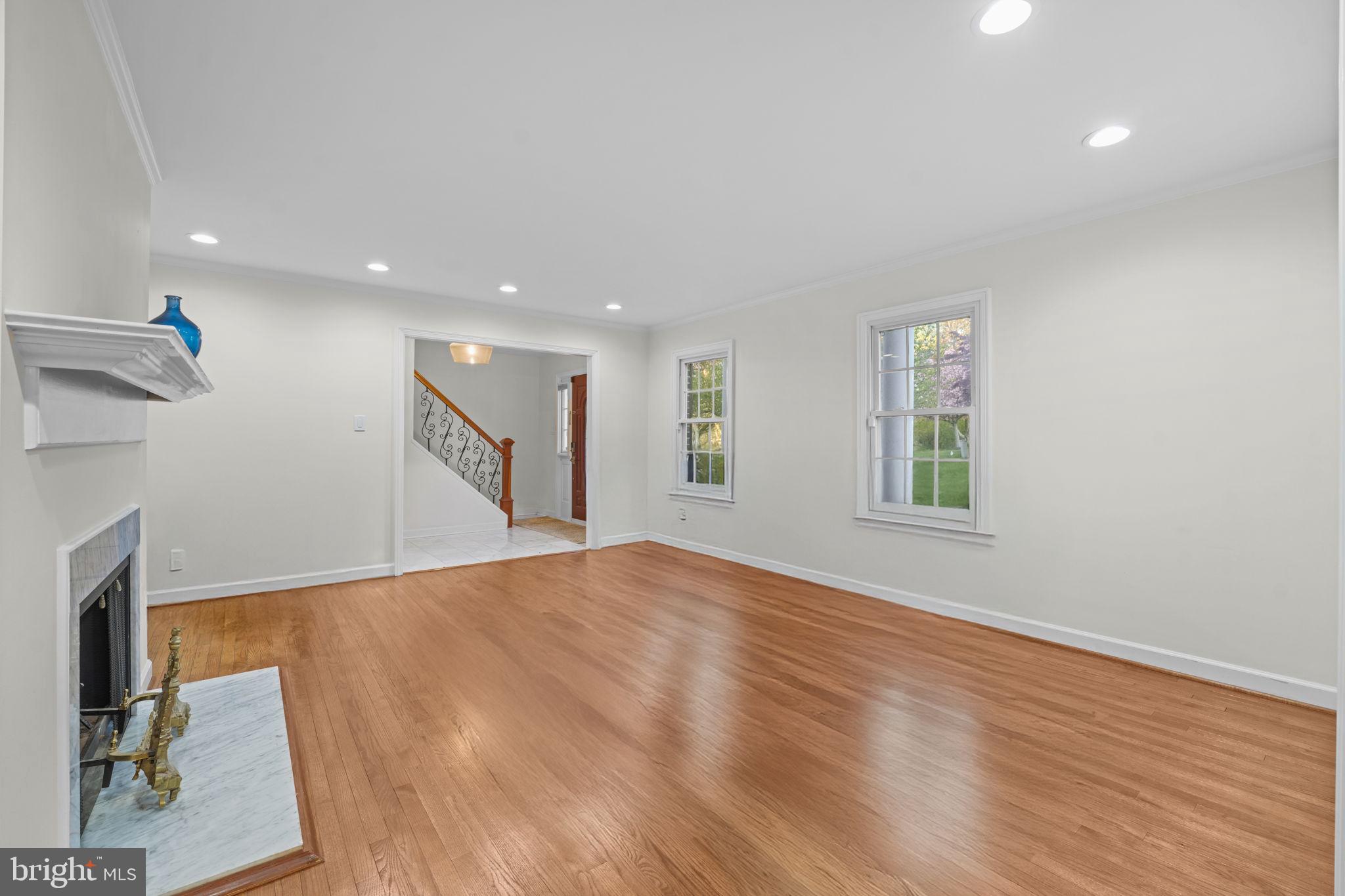 WILLOWRUN - Residential