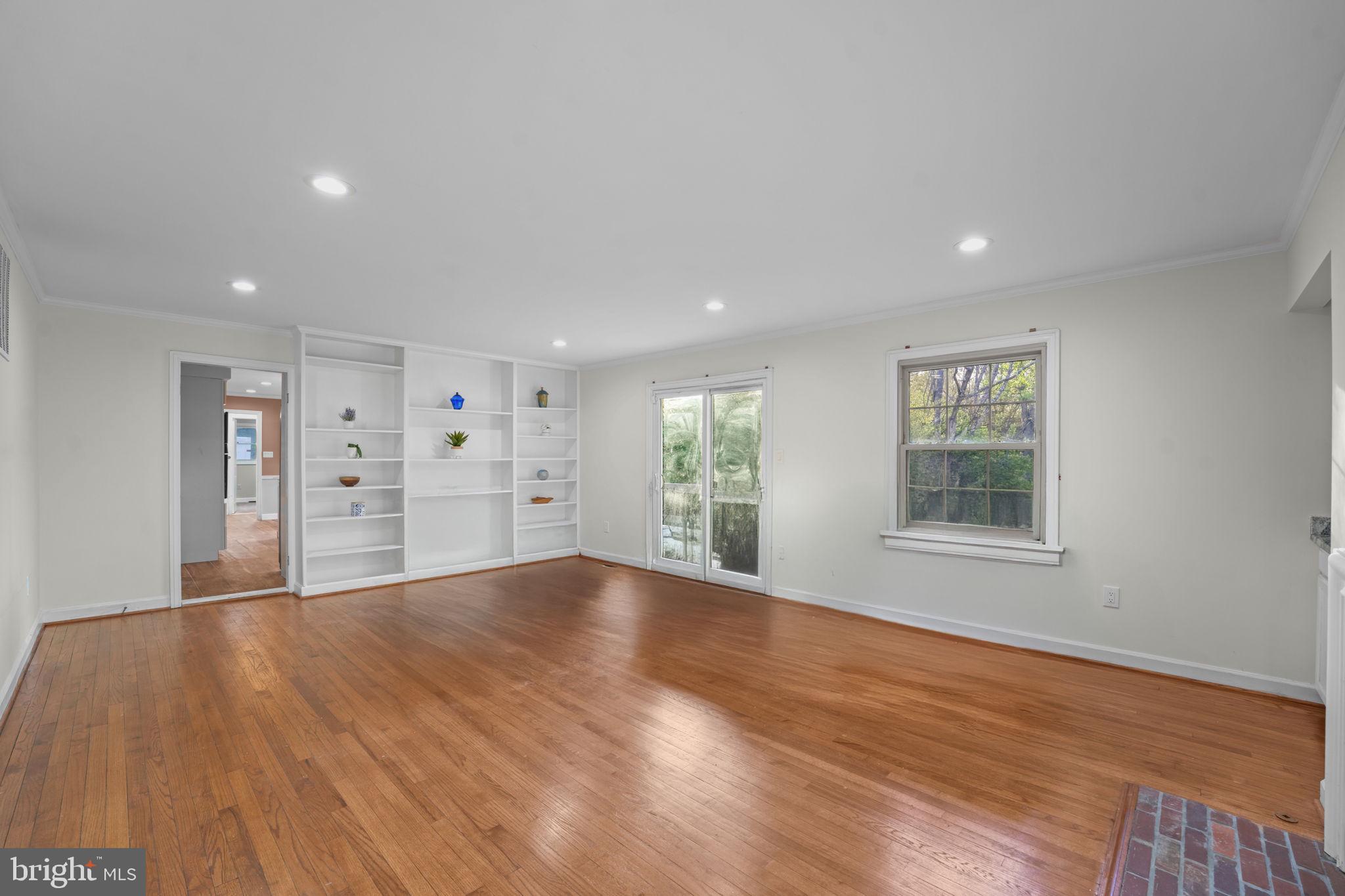 WILLOWRUN - Residential