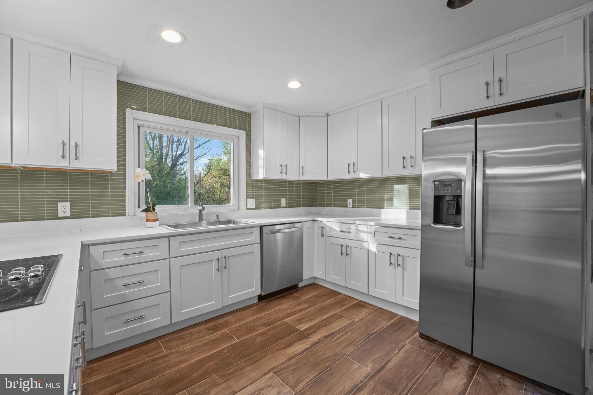 WILLOWRUN - Residential