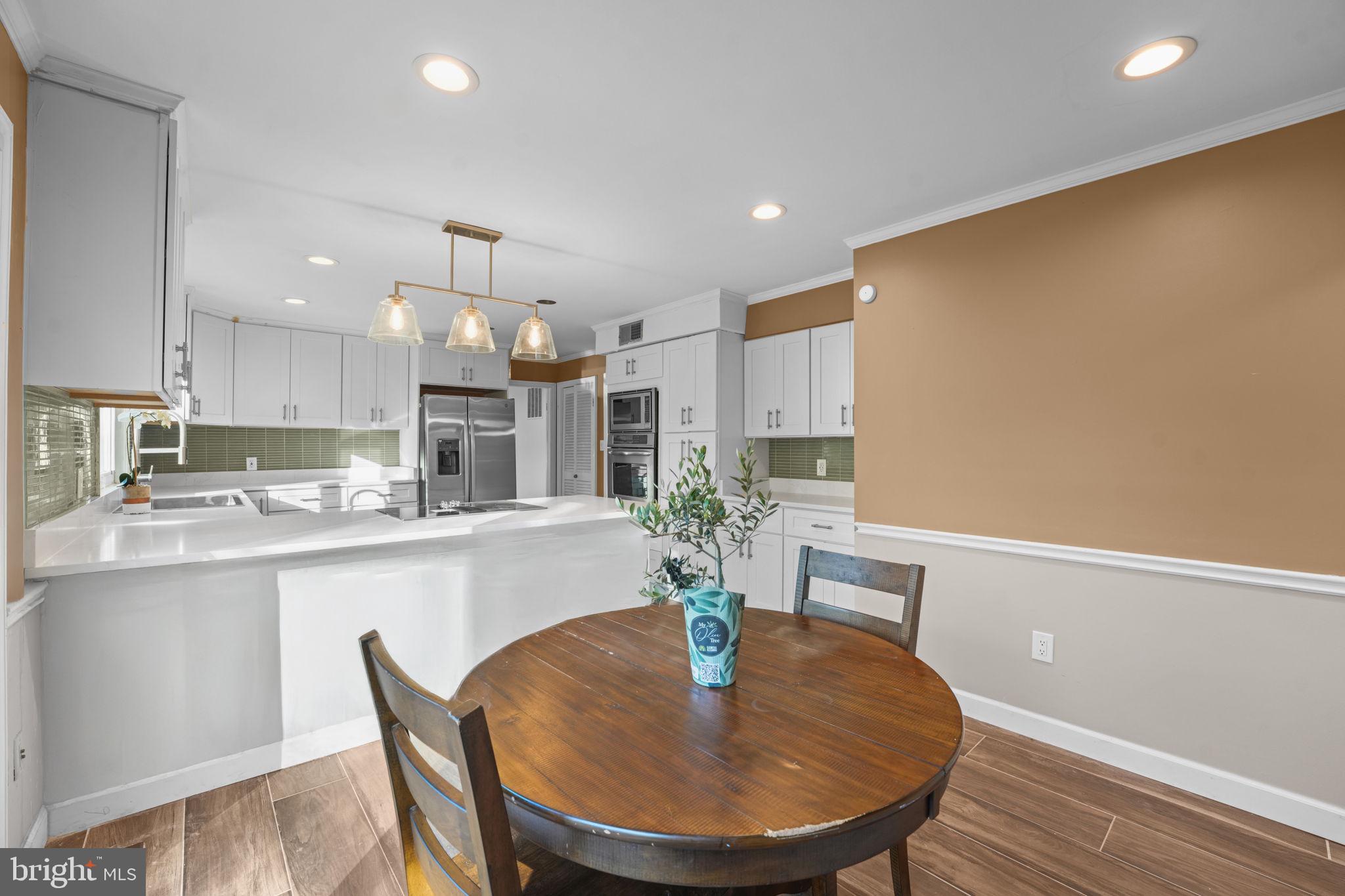 WILLOWRUN - Residential