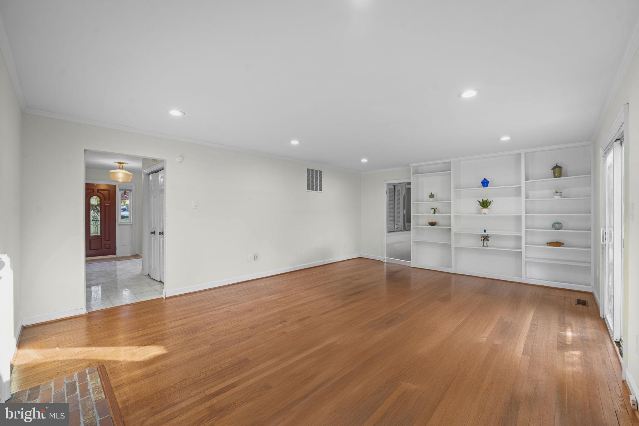 WILLOWRUN - Residential