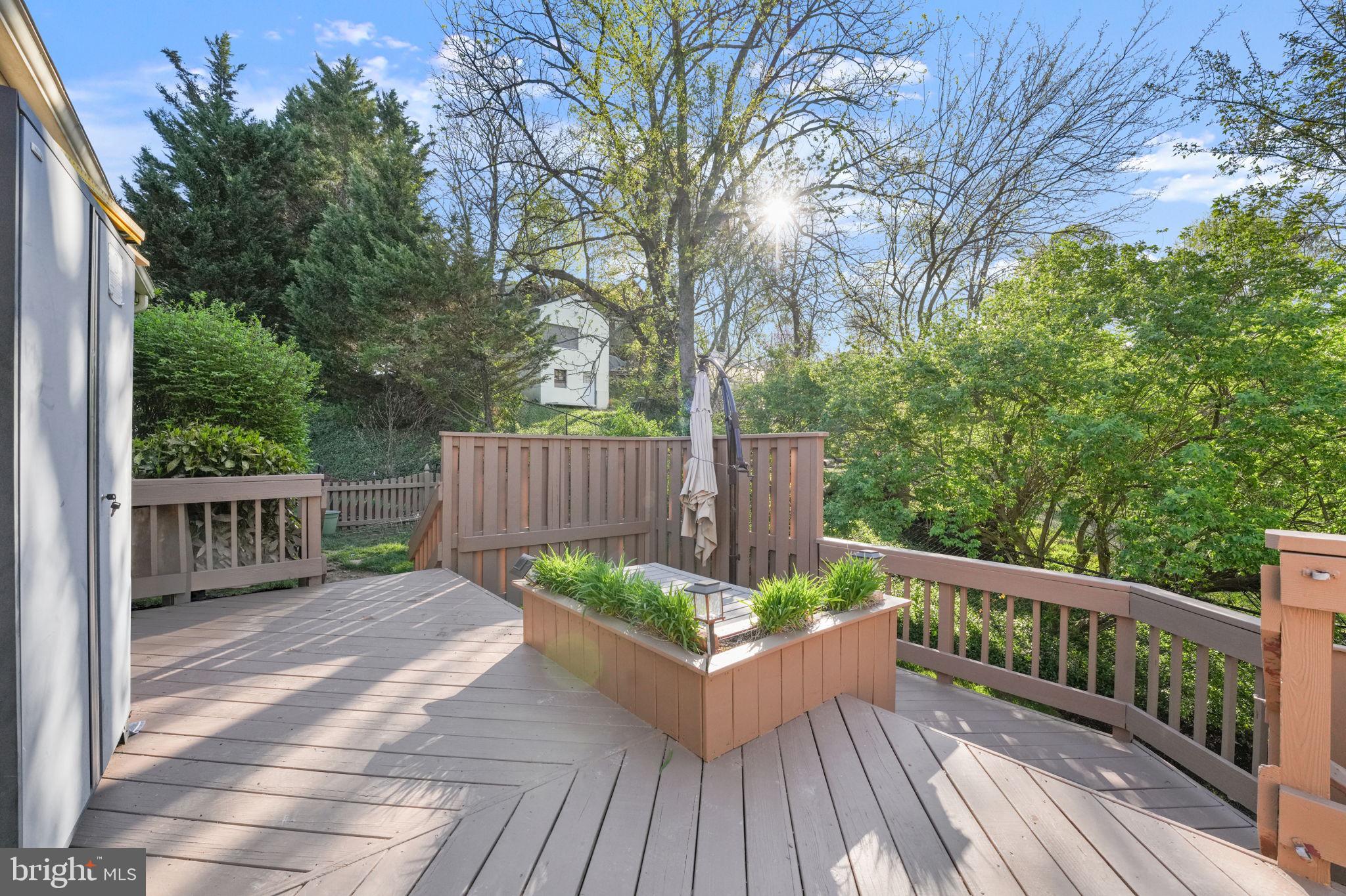 WILLOWRUN - Residential