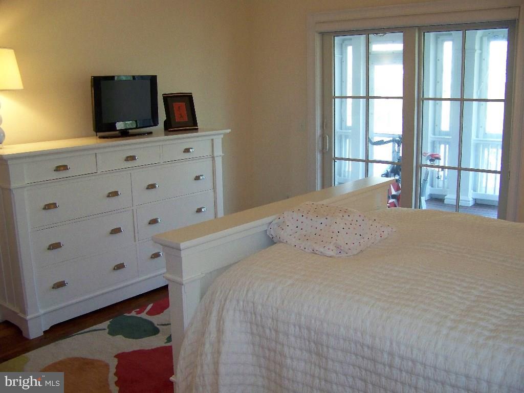 NORTH SHORES - Residential