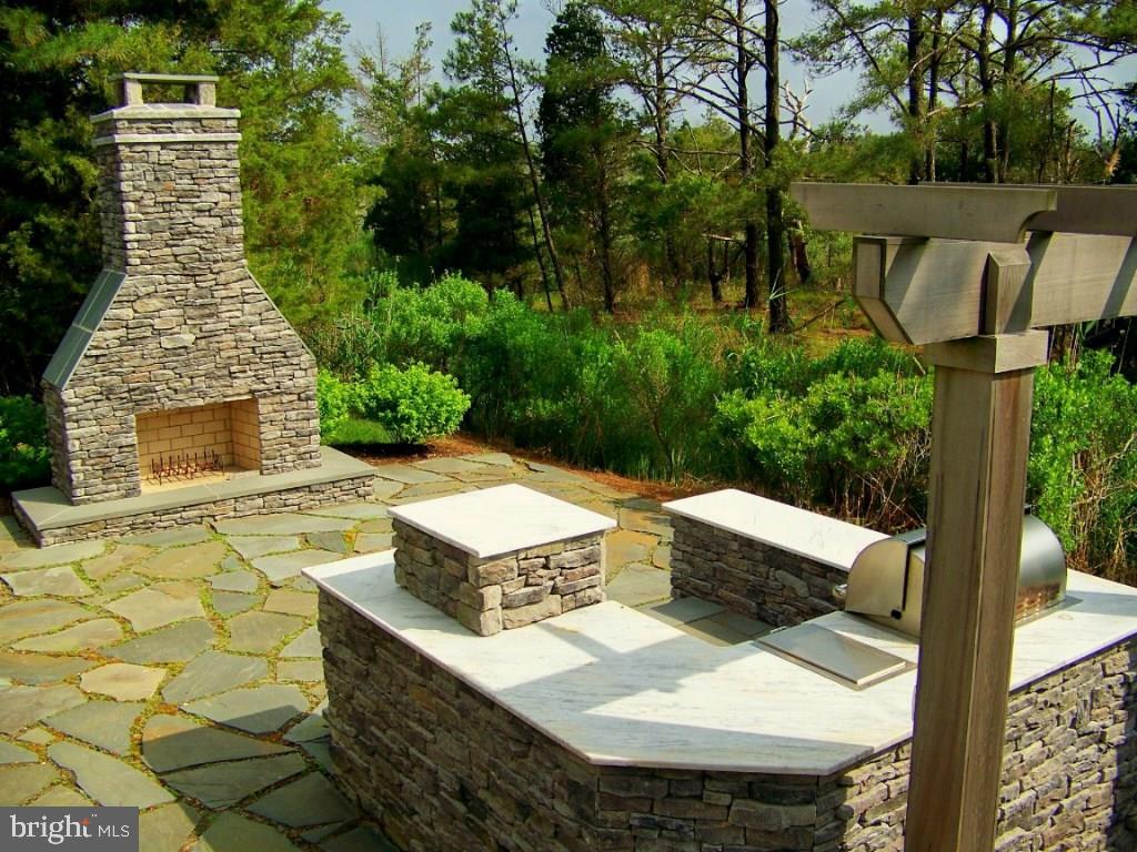 NORTH SHORES - Residential