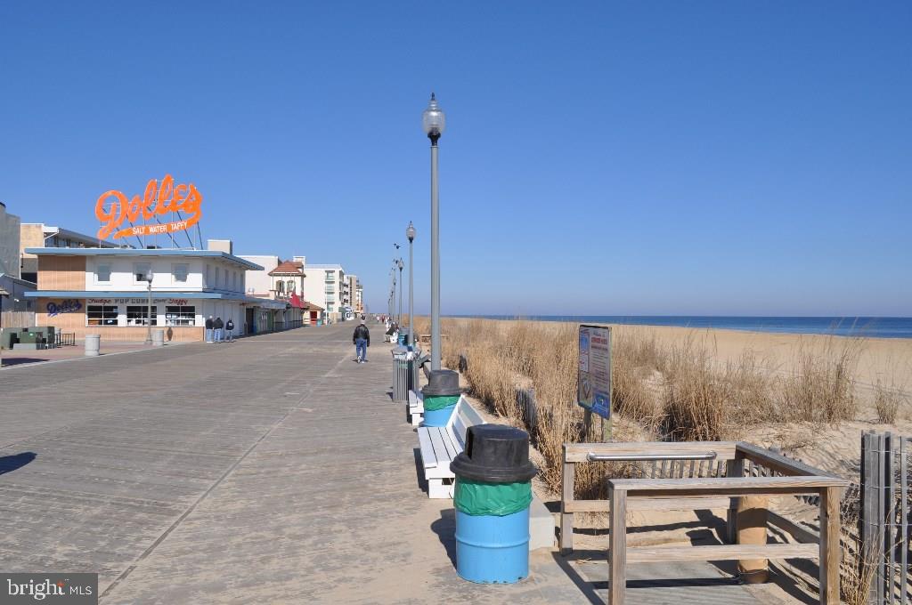 NORTH SHORES - Residential