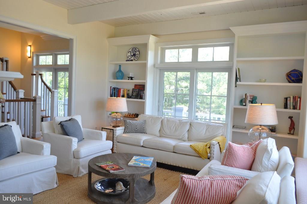 NORTH SHORES - Residential