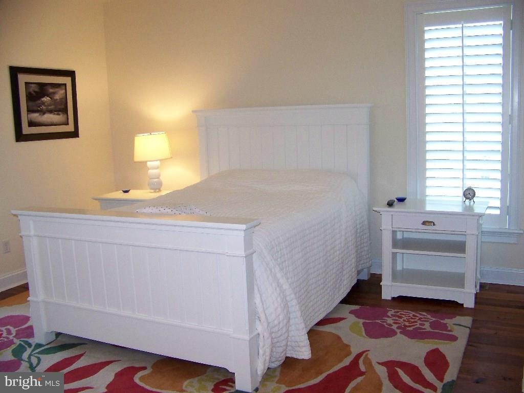 NORTH SHORES - Residential