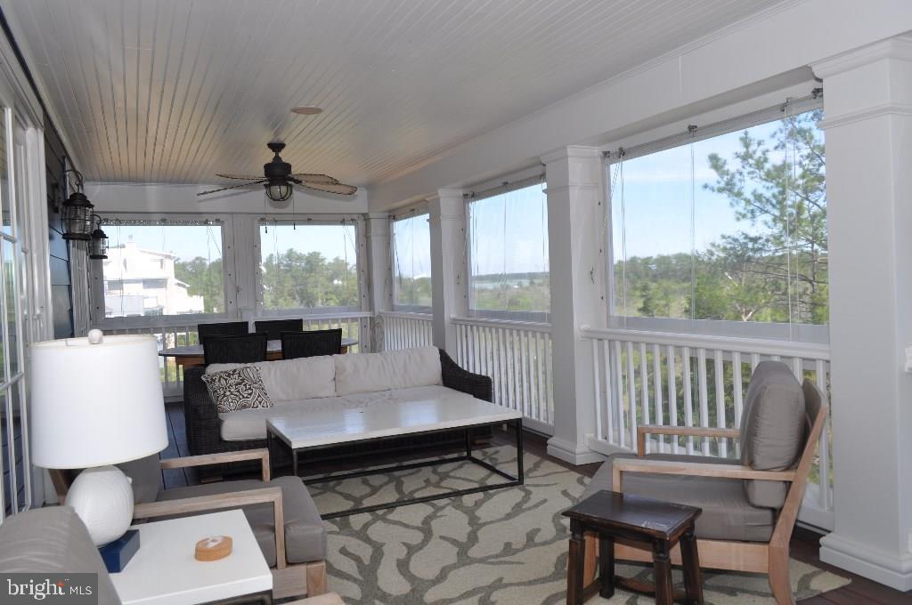 NORTH SHORES - Residential