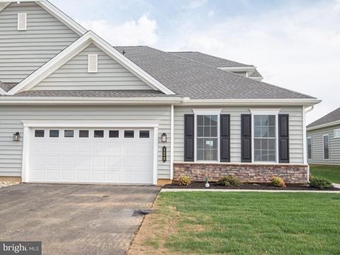 Photo of 120 GARRISON DR, EAST PETERSBURG, PA 17520 (MLS # PALA2040086)