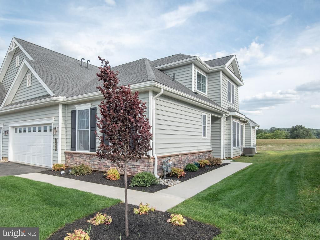 Photo of 120 GARRISON DR, EAST PETERSBURG, PA 17520 (MLS # PALA2040086)